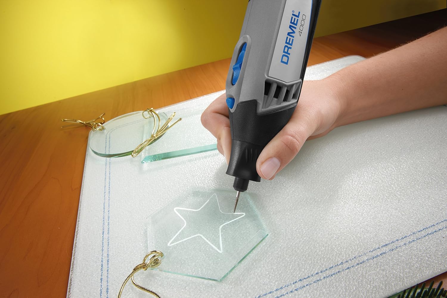 Dremel 4000-4/34 Variable Speed Rotary Tool Kit - Engraver, Polisher, and Sander- Perfect for Cutting, Detail Sanding, Engraving, Wood Carving, and Polishing- 4 Attachments & 34 Accessories , Gray : Everything Else