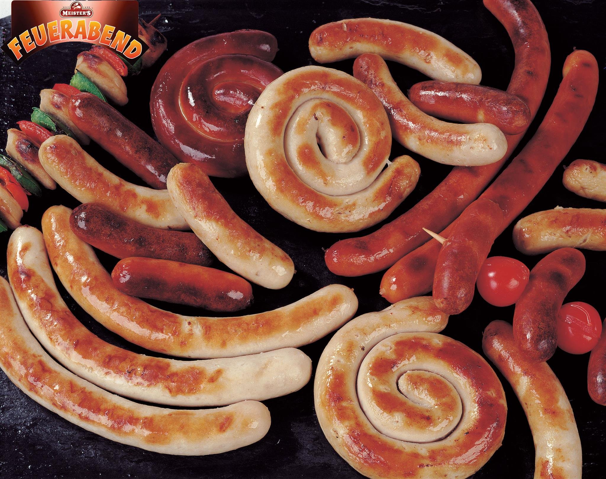 Grillfleisch Paket Rind mit Rindersteak Rumpsteak, Gourmet Bratwurst vom Gallowayrind, Rinder Käsewurst und Rindswurst Rindswockwurst, Grillpaket Fleisch und Wurst