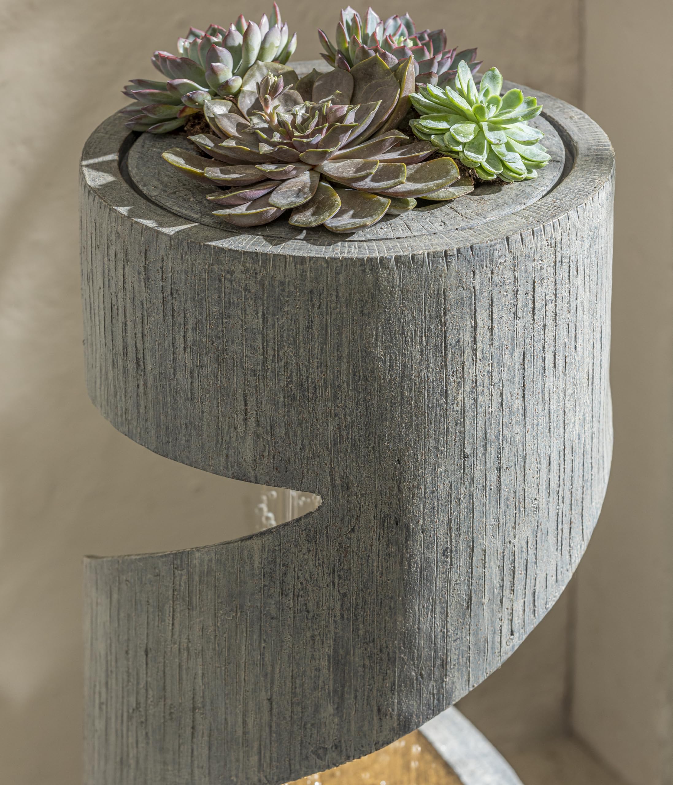 Dehner Gartenbrunnen Ronda, Solarbrunnen frostbeständig, Brunnen für Außen, mit LED Beleuchtung, ca. 79.5 x 31.5 x 31.5 cm, Polyresin, grau