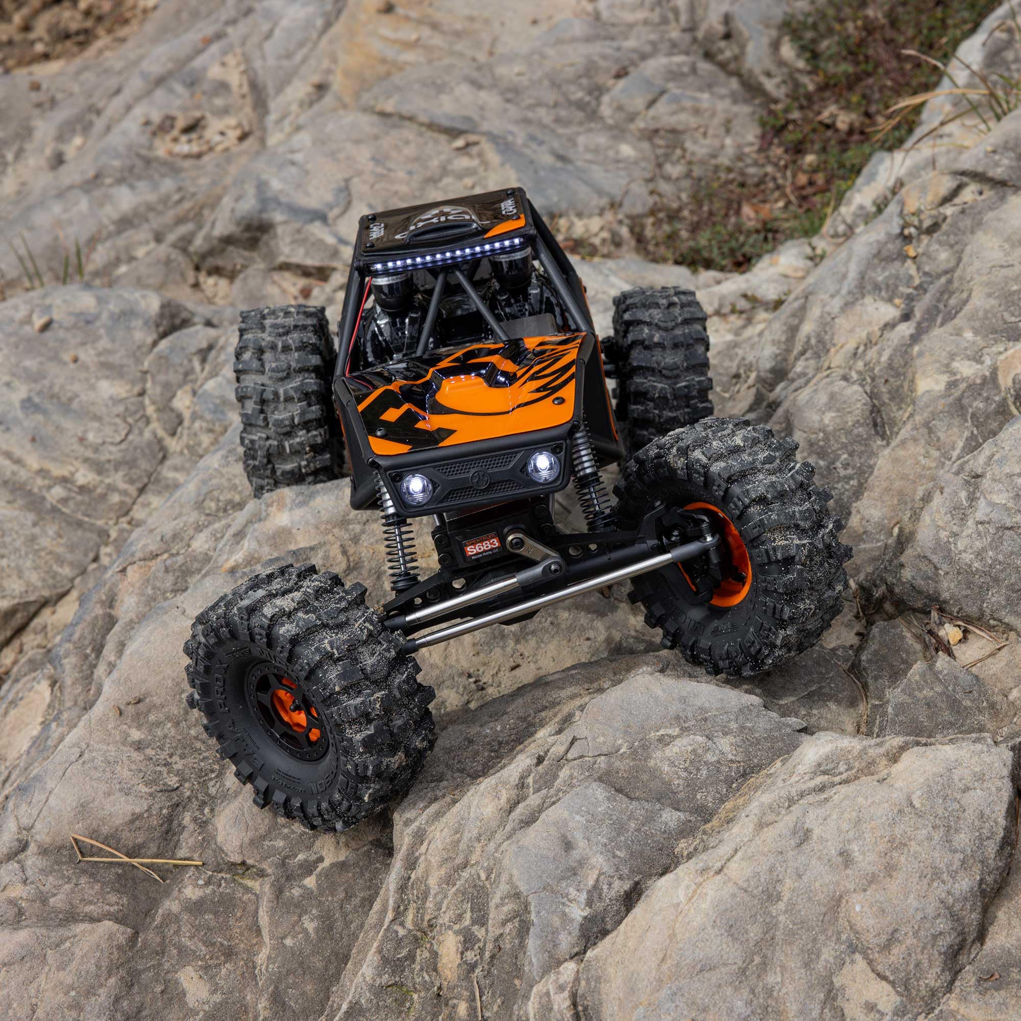 Amazon.co.jp: Axial 1/10 UTB10 Capra 1.9 4WS 4X4 RTR つや消し