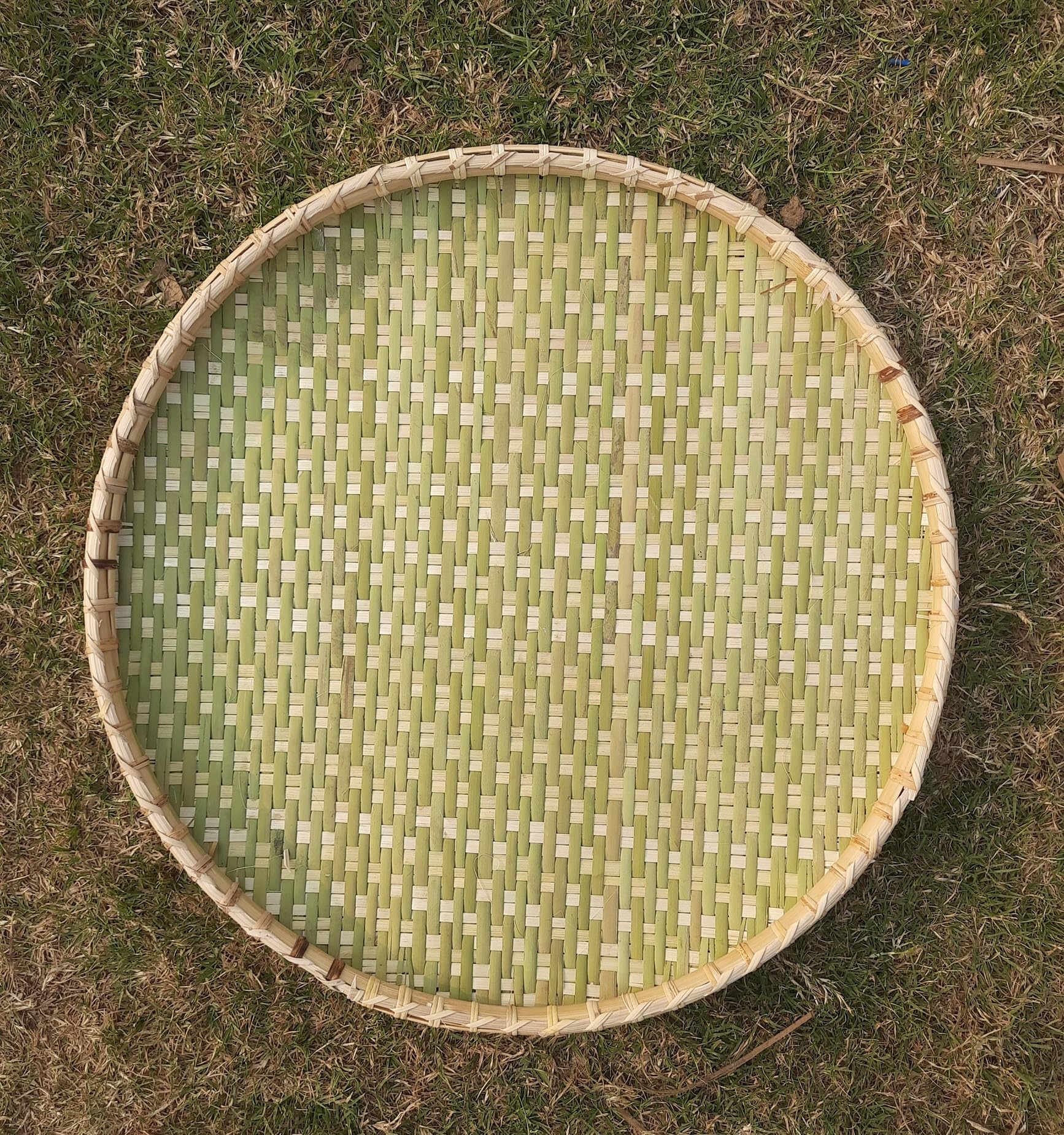 Bandeja de bambú hecha de dagra, Dala, Kula, tejedora manual para decoración del hogar y uso en la cocina (tamaño mediano de 18 pulgadas).