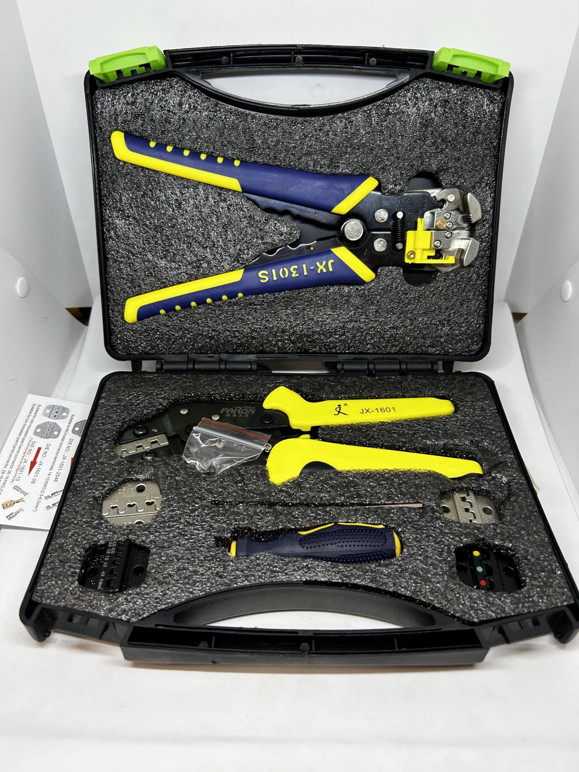 ECI ELECTROFORNITURE PARON 4 En 1 Kit de crimpado de cable multifunción corte terminal de engarzado Juego de herramientas de reparación para electricistas Profesional