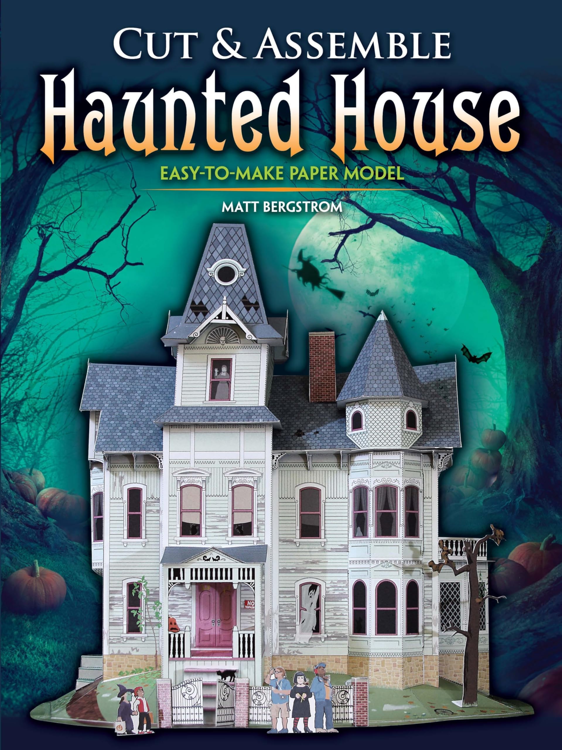 Cut & Assemble Haunted House Paperback – 28 Sept. 2018