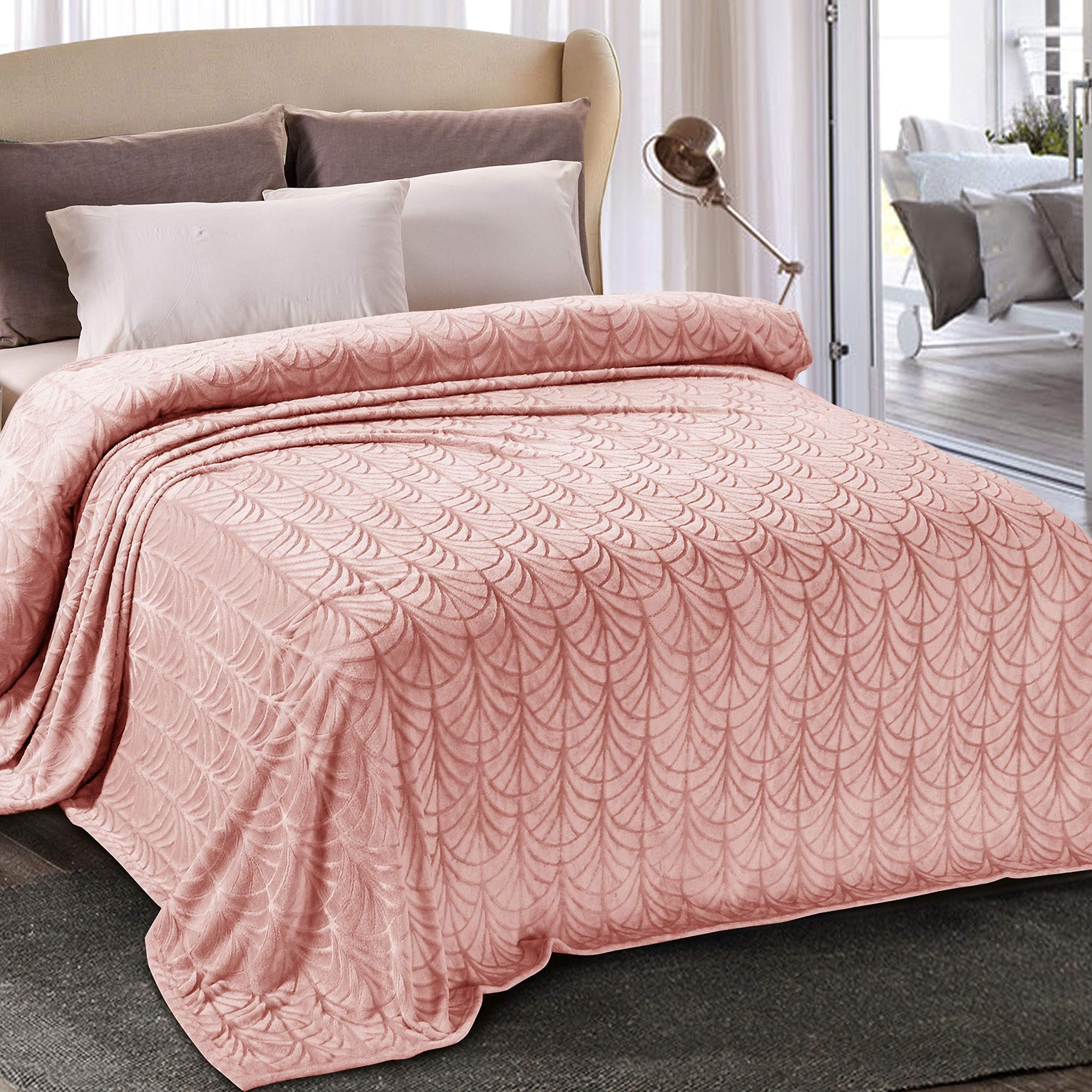 Whale Flotilla Flannel Fleece King Size Blanket for Bed, Soft Fluffy Velvet Bedspread Coverlet with Decorative Vintage Pattern for All Season, Warm and Lightweight, 90x104 Inch, Pink