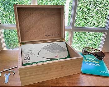 Amazon.co.jp: 蓋付き木製記念品ボックス - ブロンドキャッチ