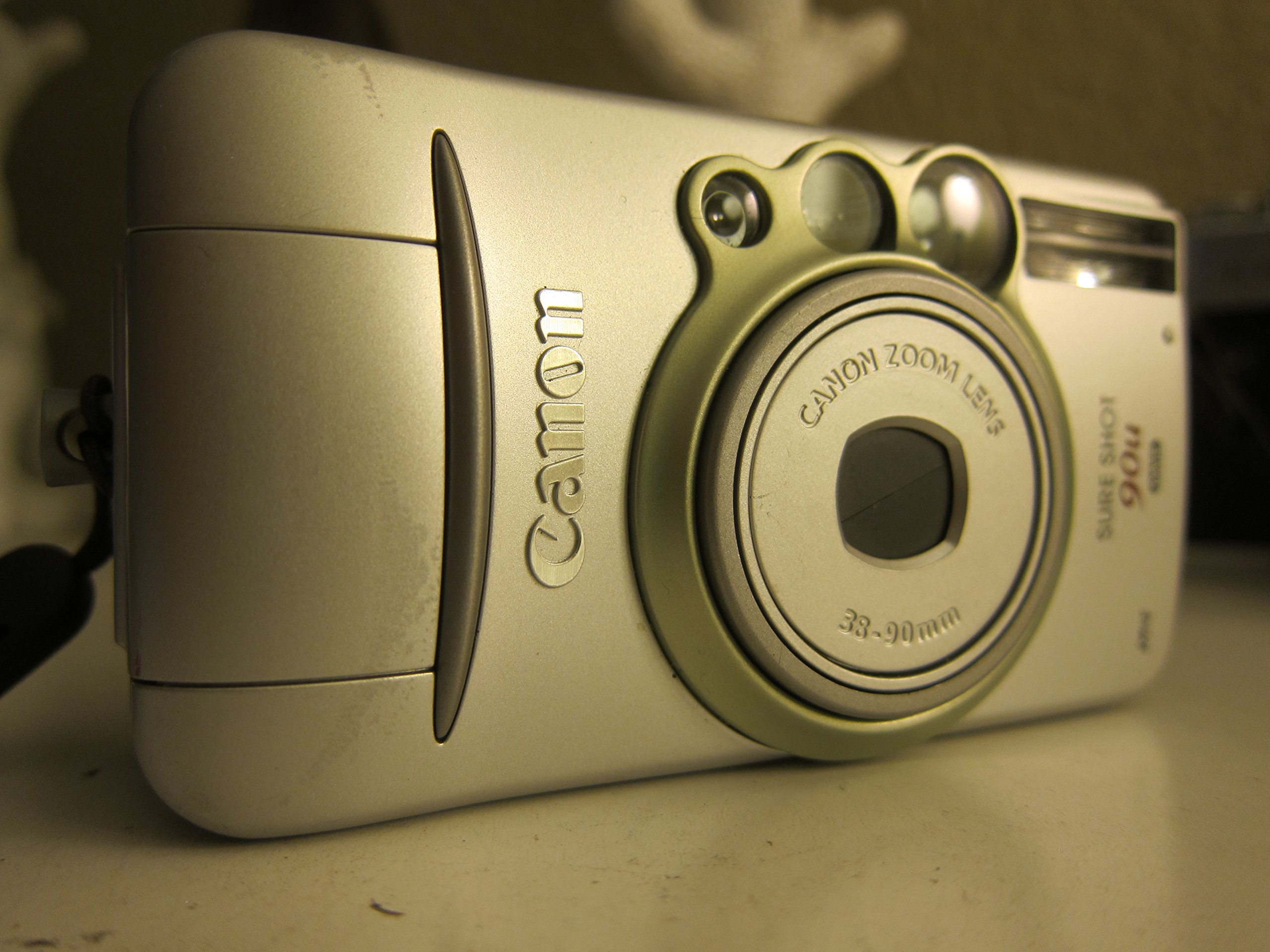 Amazon.com : Canon Sure Shot 90u 35mm Date Camera : Electronics