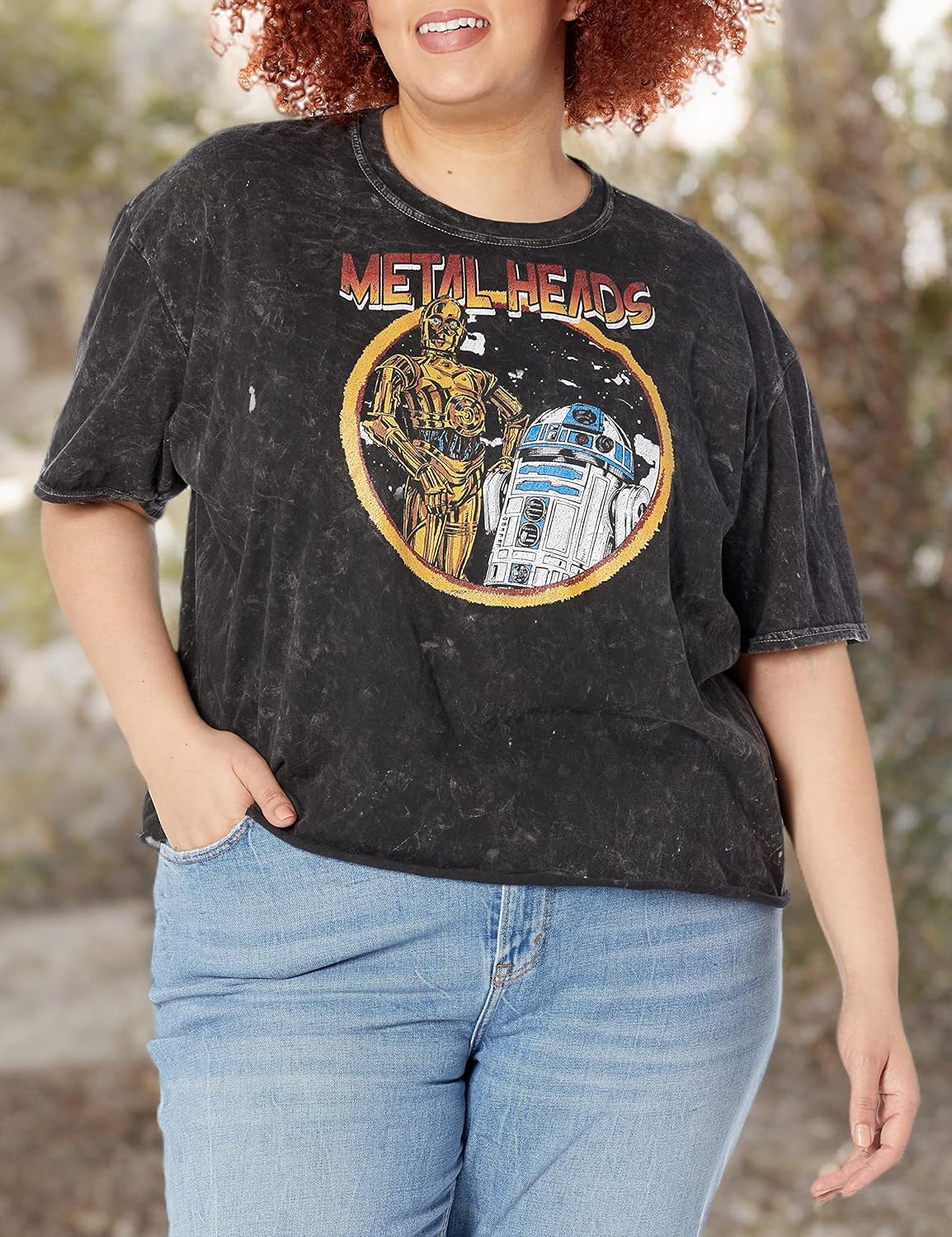 STAR WARS Metal Droids Women's Mineral Wash Short Sleeve Crop Tee