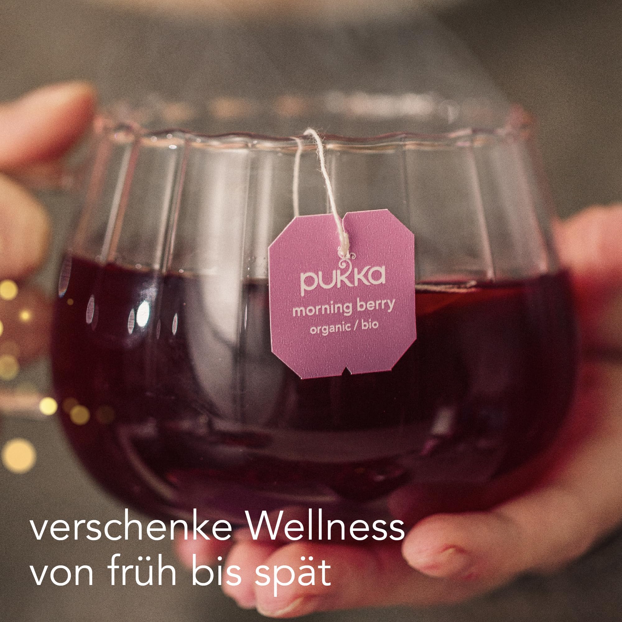 Pukka Bio Tee Geschenkset, 90 Teebeutel, Premium Selection Tee Box für den ganzen Tag, für Küche, Büro & Gastronomie, Tee Set, Geschenkidee, 6 Varianten