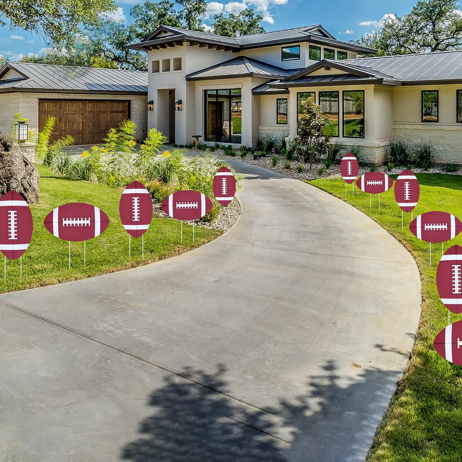 Taiyin 30 Pcs Football Yard Sign with Stakes Football Party Decorations Outdoor Lawn Yard Decorations for Team School Practice Game Sports Themed Birthday Baby Shower Party Lawn Signs