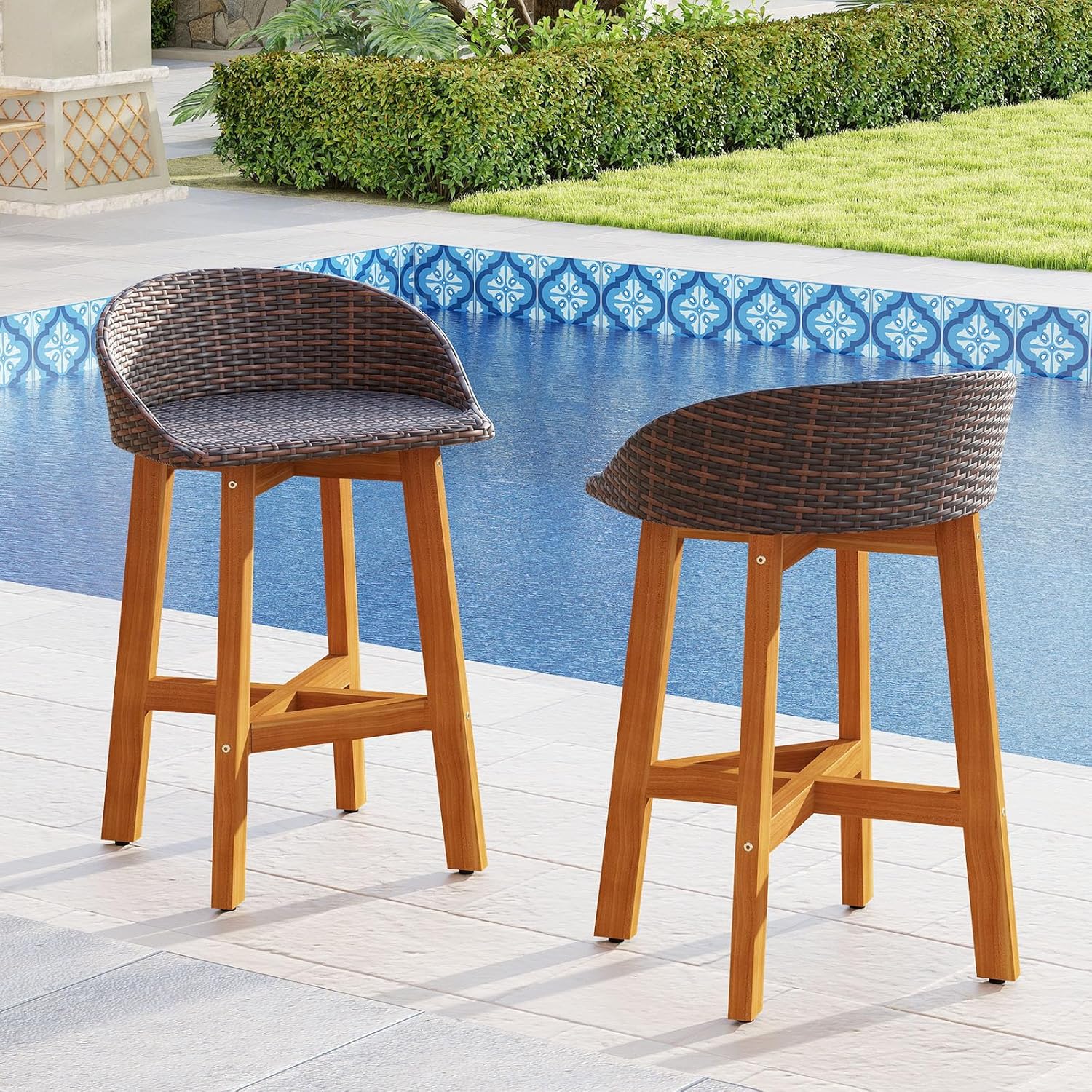 Tangkula Outdoor Rattan Bar Chairs Set of 2, Solid Acacia Wood Frame Bar Stools with Ergonomic Backrests & Footrests, for Porch, Balcony, Garden, and Backyard (Mix Brown,1)