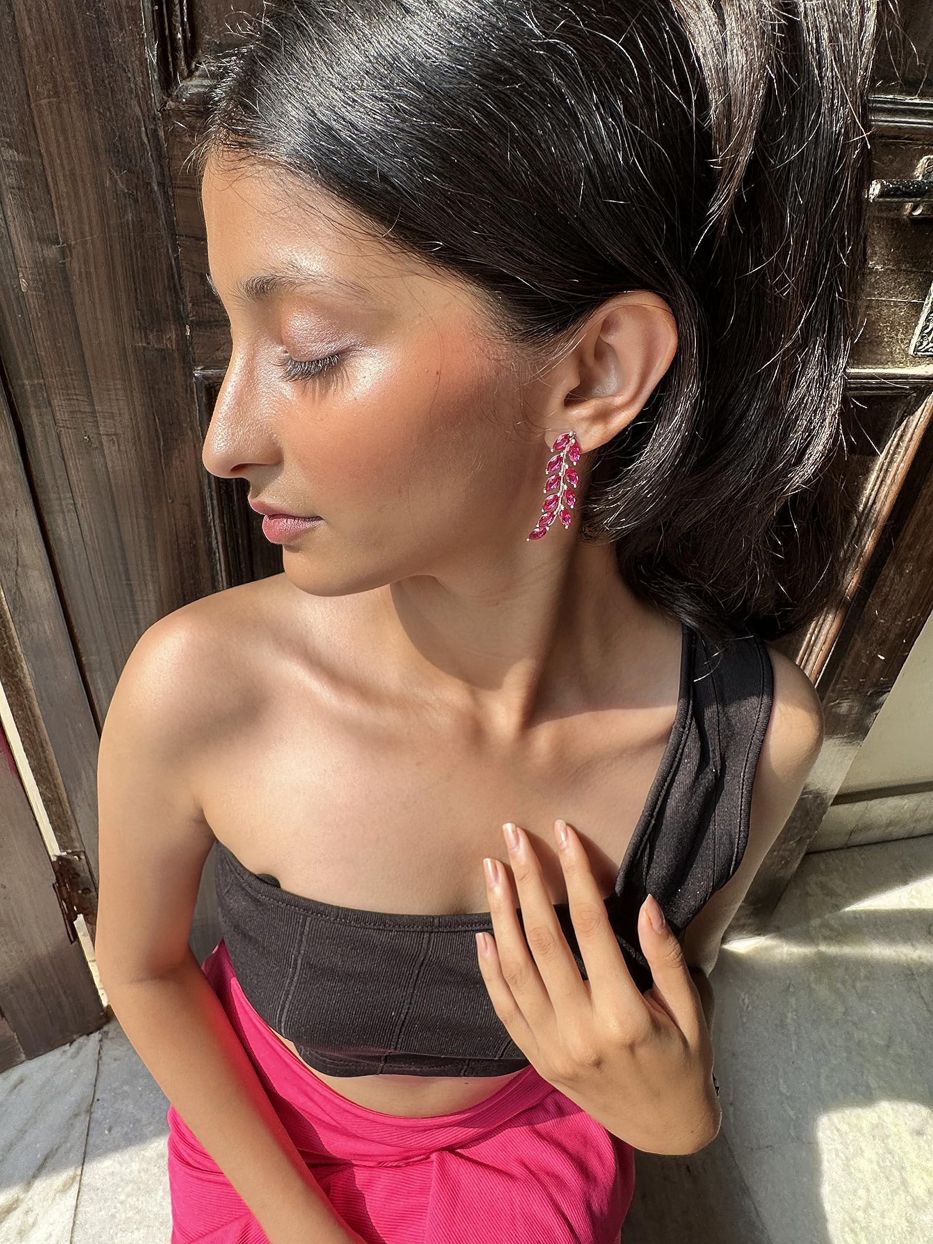Rosa caldo CZ pietra preziosa foglia Orecchini | Gioielli Barbie fatti a mano in argento sterling 925