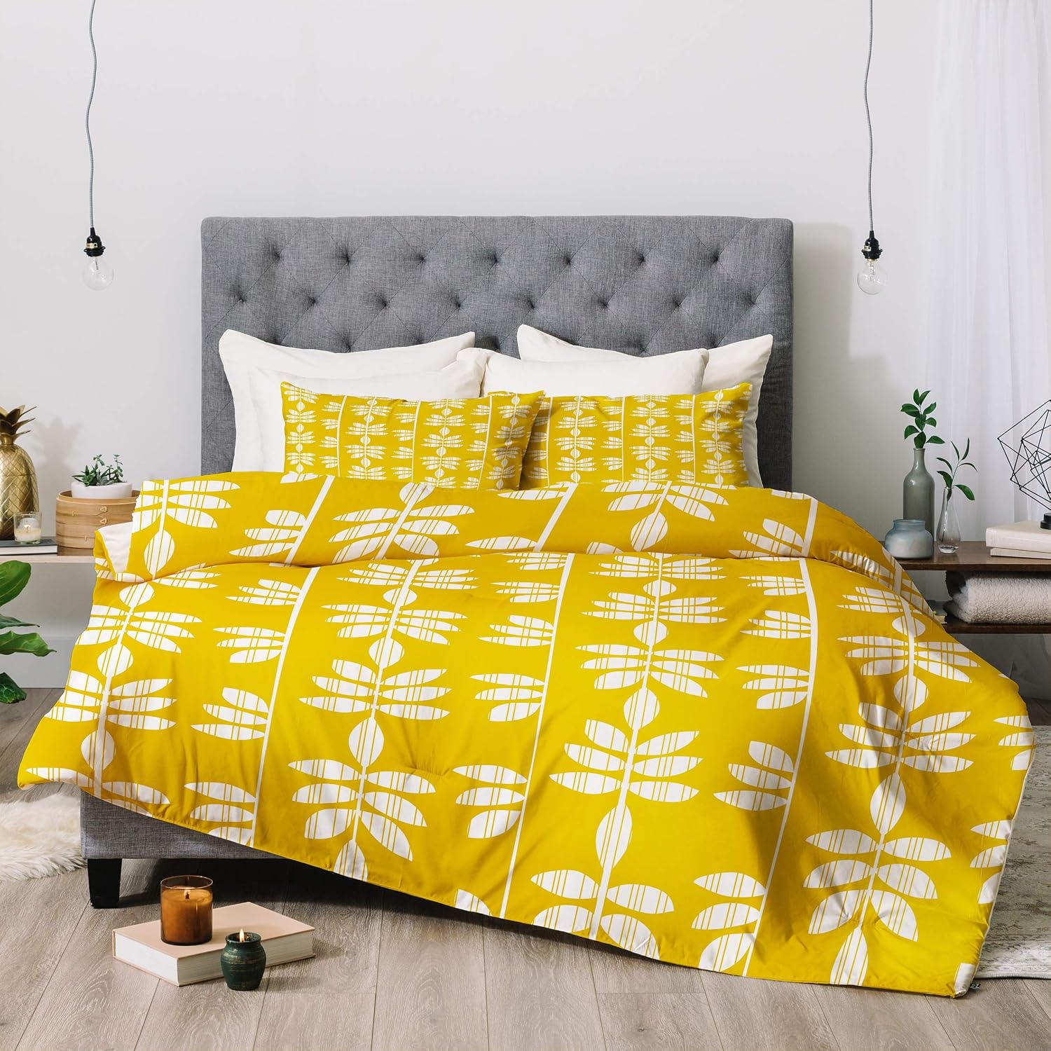 Deny Designs Heather Dutton Abadi Sunburst Comforter Set with Pillow Shams, Full/Queen, Yellow