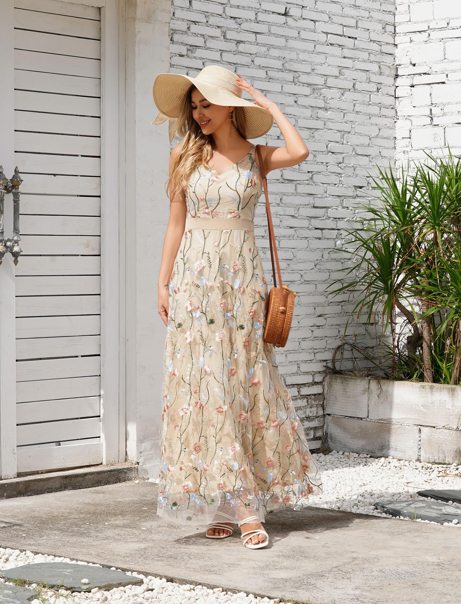 Long Floral Embroidery Dress for Women Flower Embroidered Maxi Dress  Spaghetti Straps Formal Evening Party Tulle Prom Dress, Apricot, Small : ...