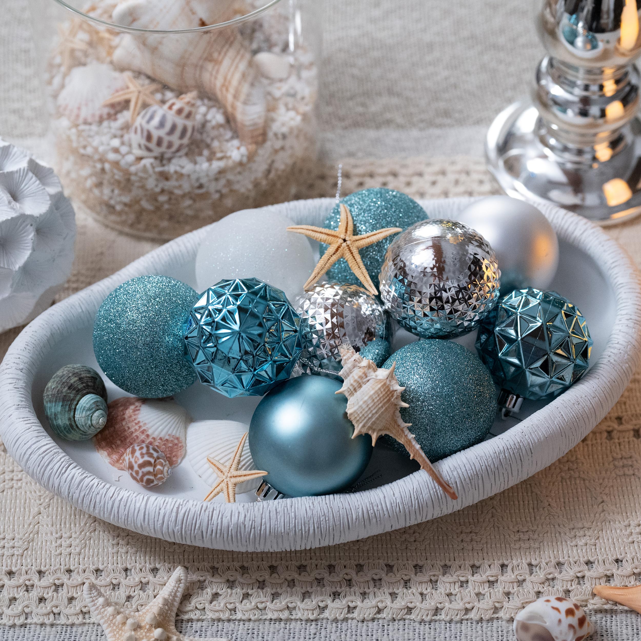 Valery Madelyn Lot de 50 boules de Noël incassables à suspendre pour sapin de Noël et Halloween du 4 juillet, 5,1 cm, bleu clair et argenté