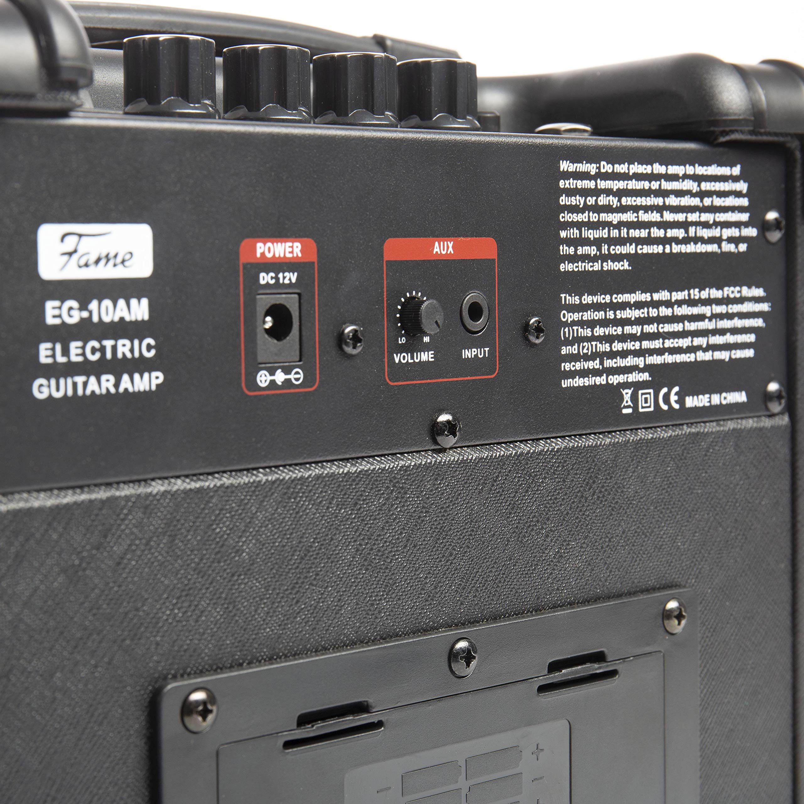 Fame EG-10AM, 10W Combo Verstärker für E-Gitarre, Kompakt, 2-Band Klangregelung, Schaltbare Verzerrung, Ideal zum Üben, Batteriebetrieb möglich