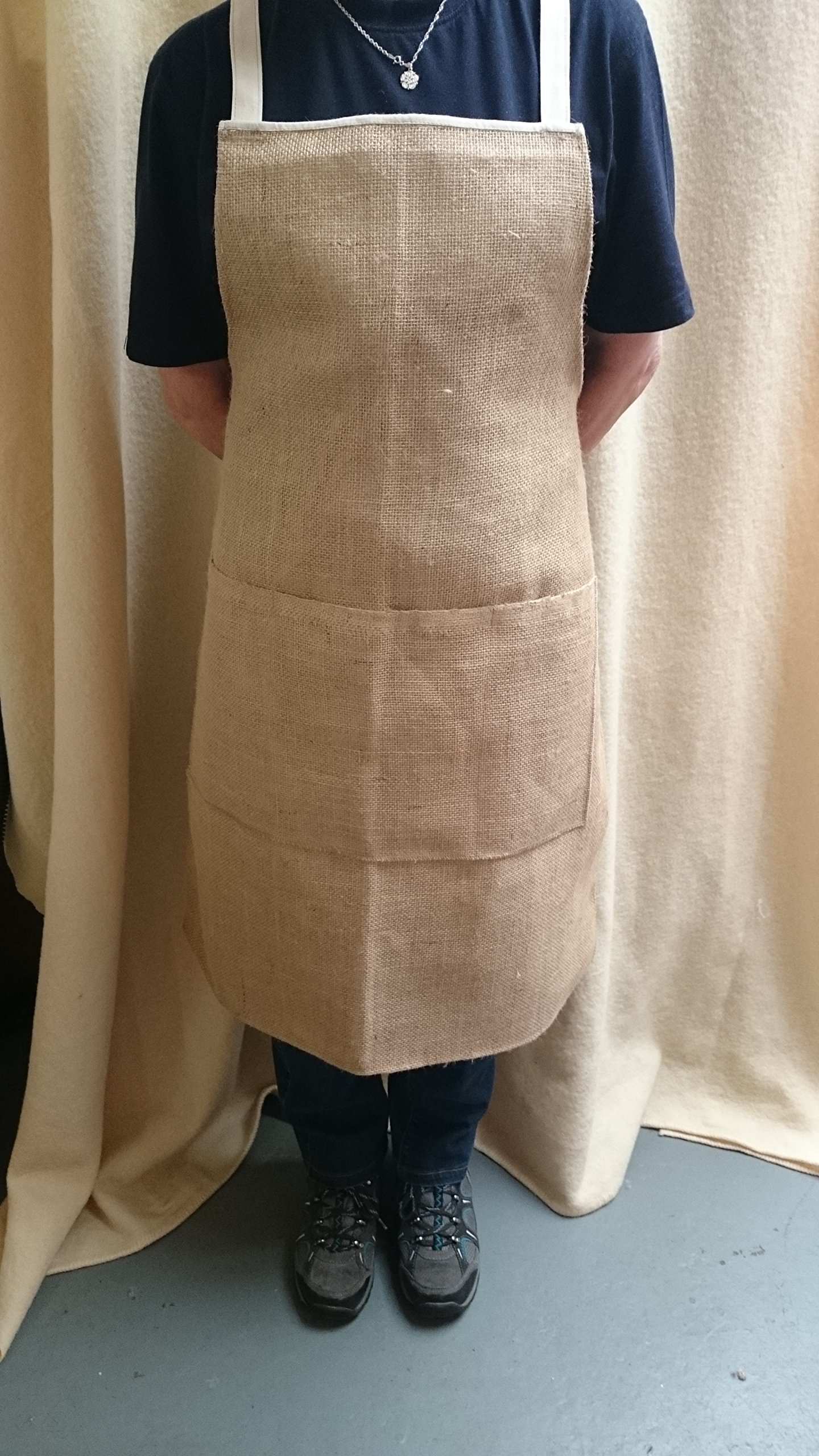Bags-N-Aprons Beige Gardeners Apron, With Large Divided Pocket.