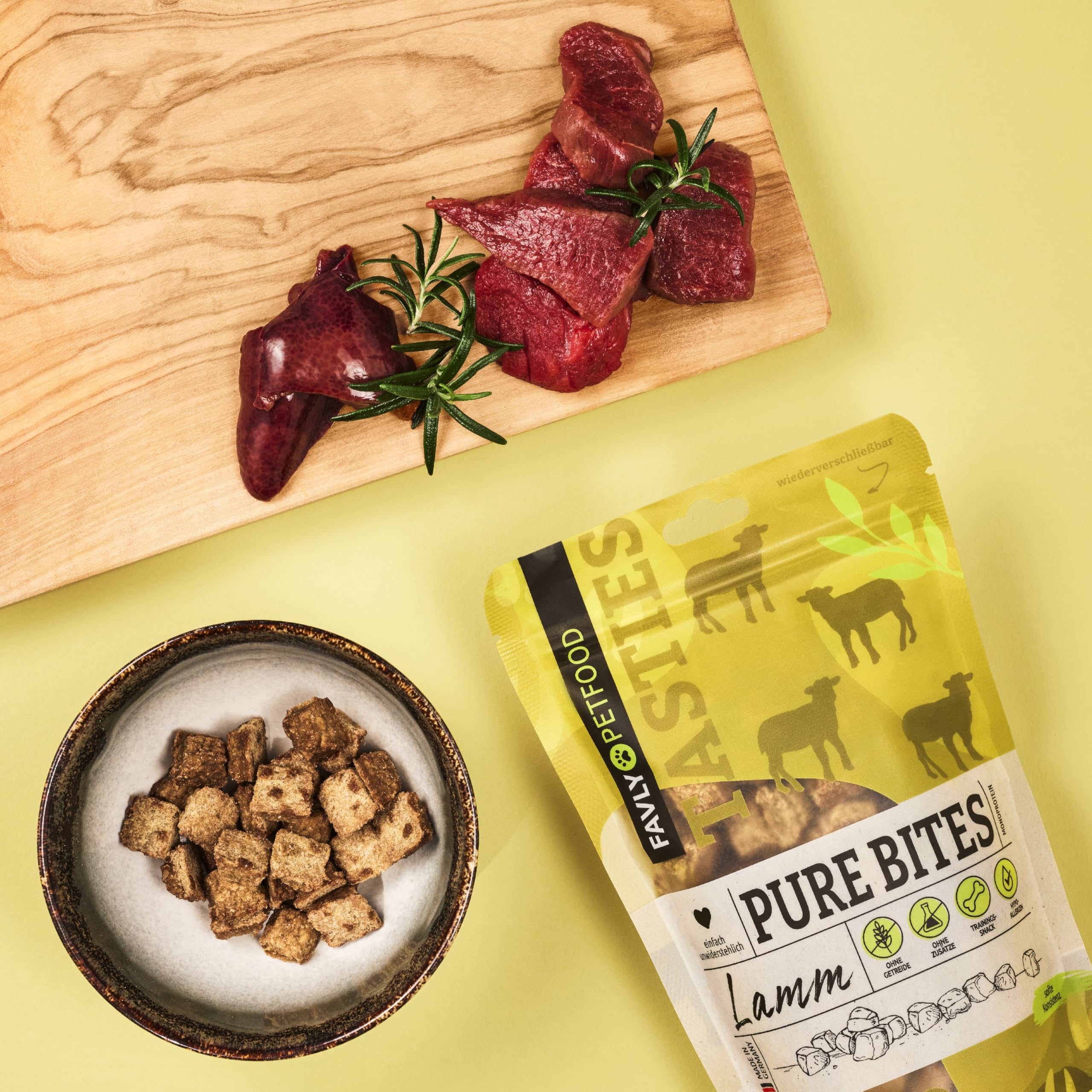FAVLY Pure Bites Lamm 6x120g, softe Hundeleckerli, Monoprotein | 96% Fleischanteil, getreidefrei & zuckerfrei, für Allergiker geeignet, ideal als Trainingsleckerli, hohe Akzeptanz