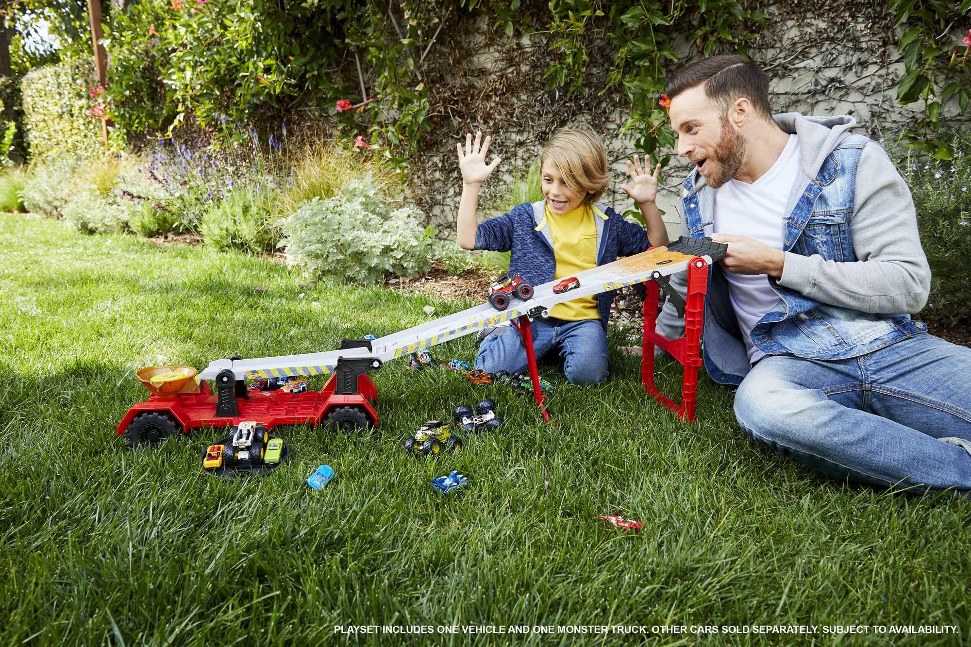 Hot Wheels Monster Trucks GFR15 Samochód, Wielokolorowy