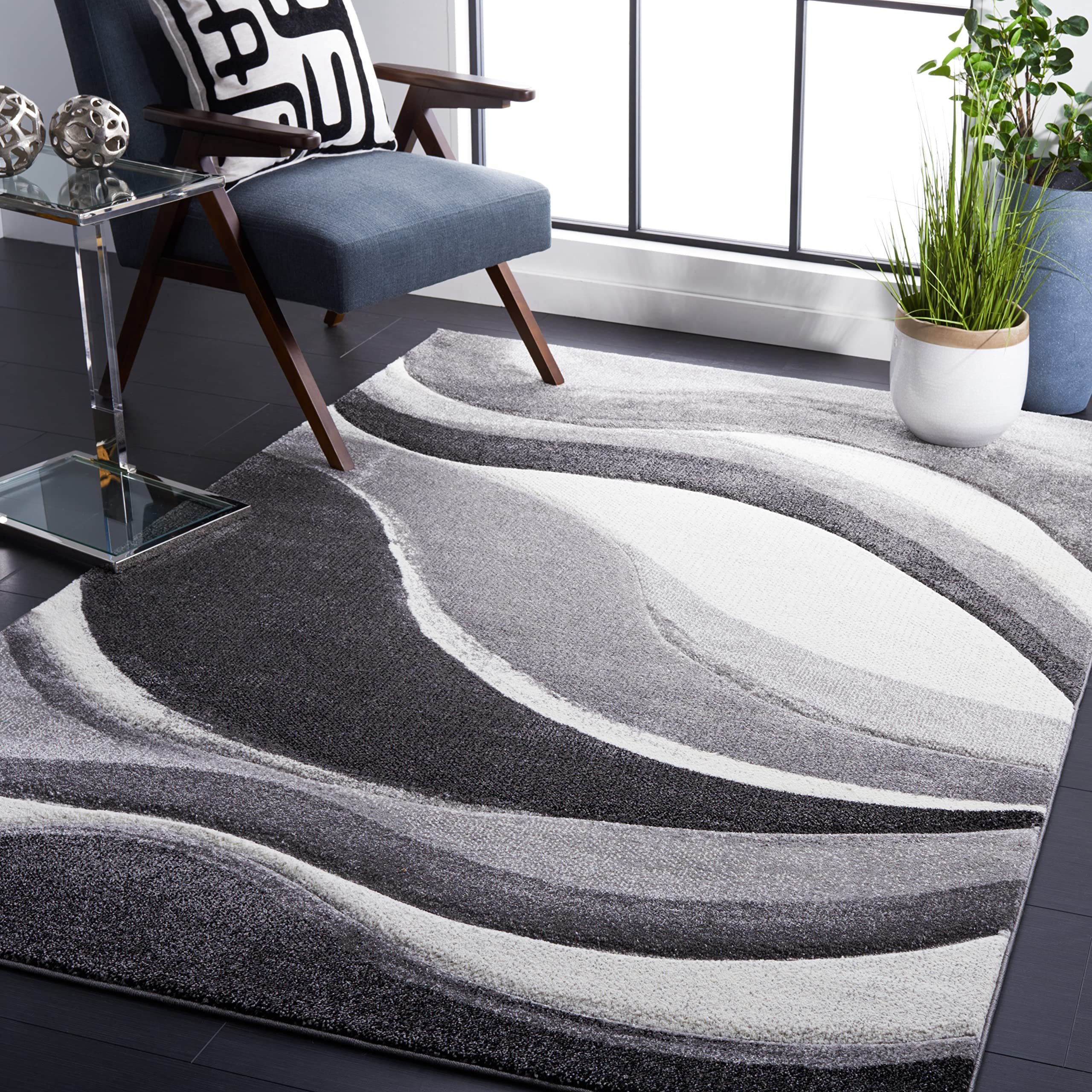 SAFAVIEH Hollywood Area Rug