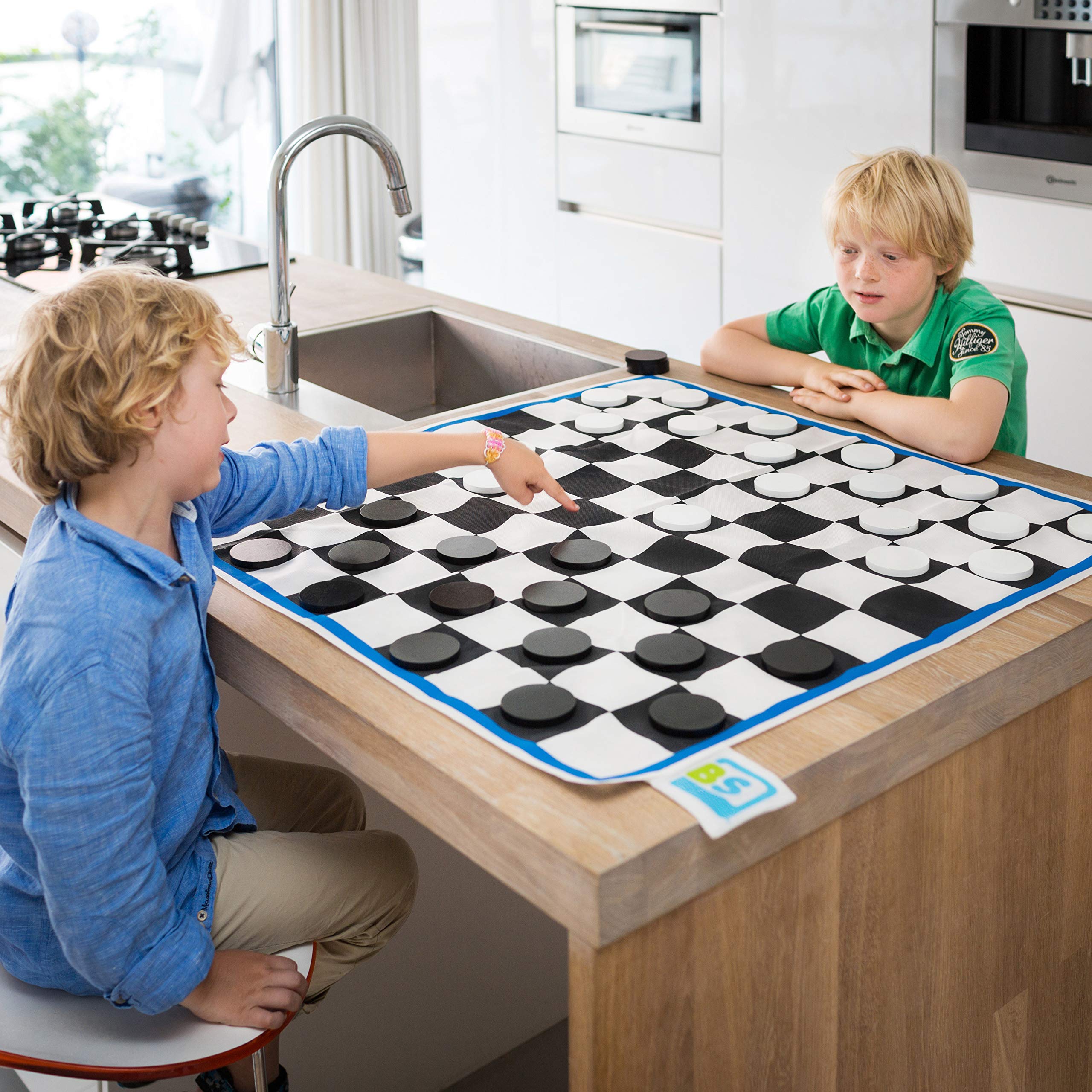BS Toys Dame XL - Damier Géant en Bois pour Un Plaisir Stratégique - Jeu De Société pour Enfants Et Adultes - Parfait pour Le Plaisir en Famille Et La Réflexion Stratégique - A Partir De 6 Ans