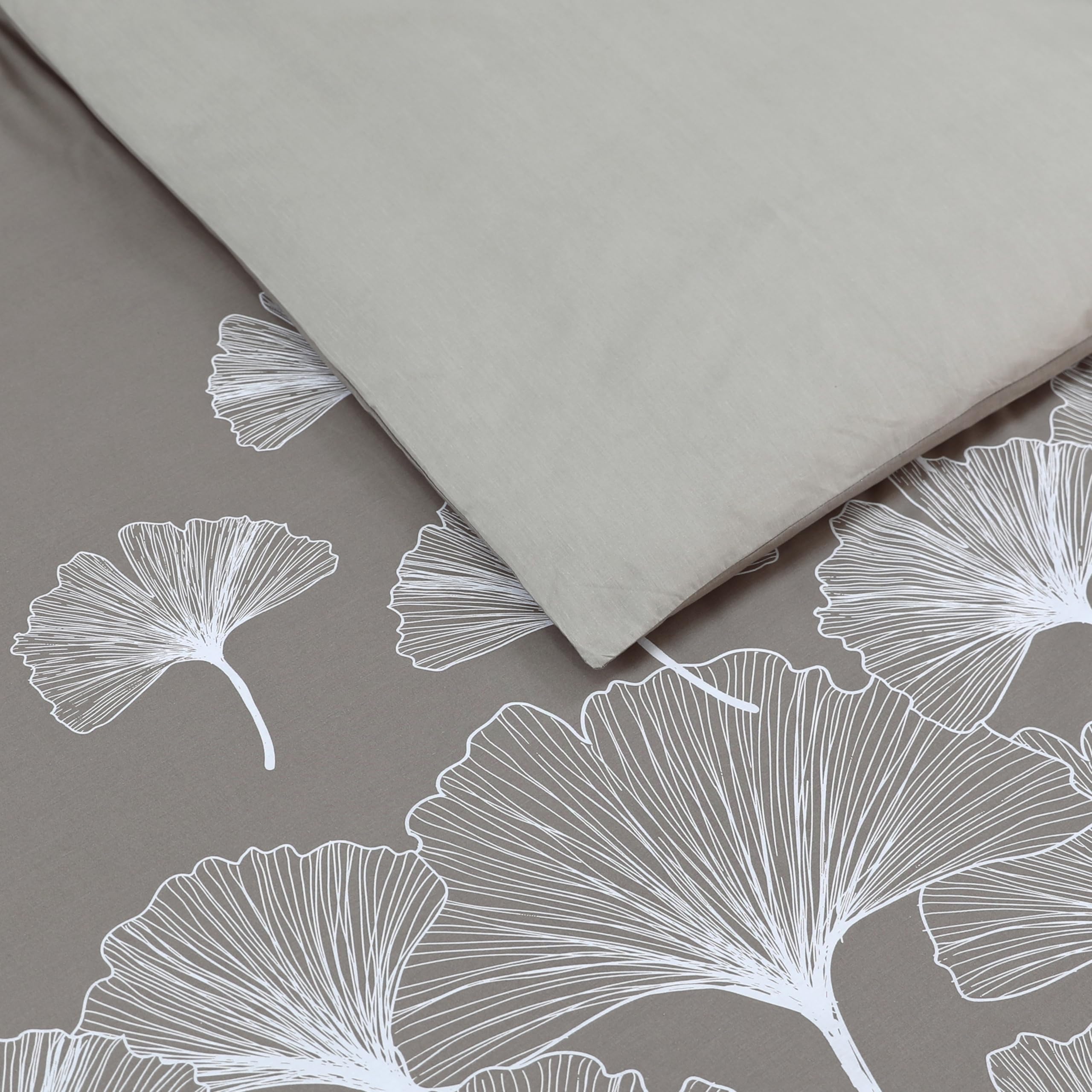 Vision - Komplet pościeli Ginko Beige - Poszewka na kołdrę 260x240cm z 2 różnymi poszewkami 65x65cm - 100% Bawełna