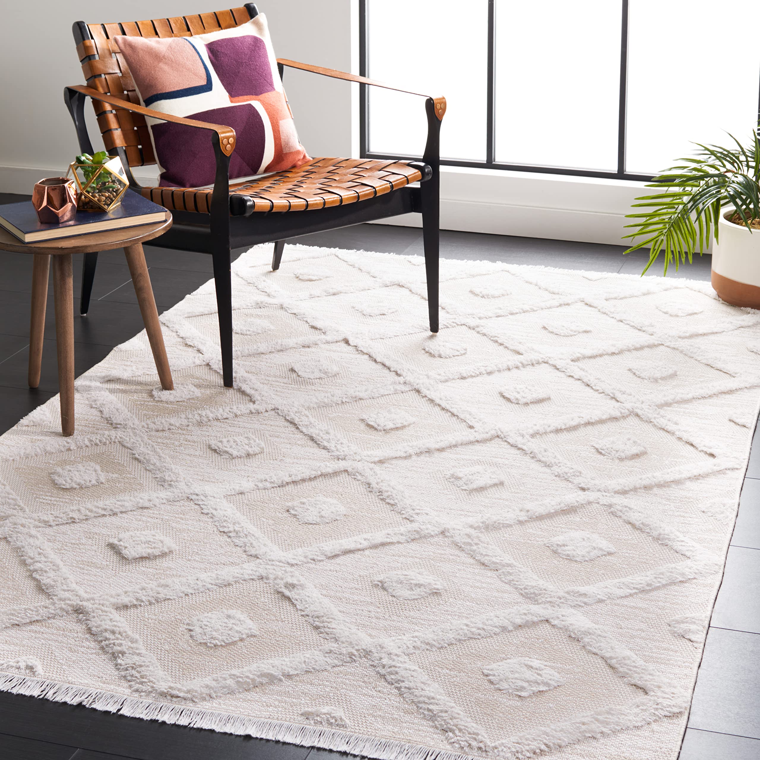 Amazon.com: Safavieh Augustine Collection Area Rug - 8' x 10', Beige ...