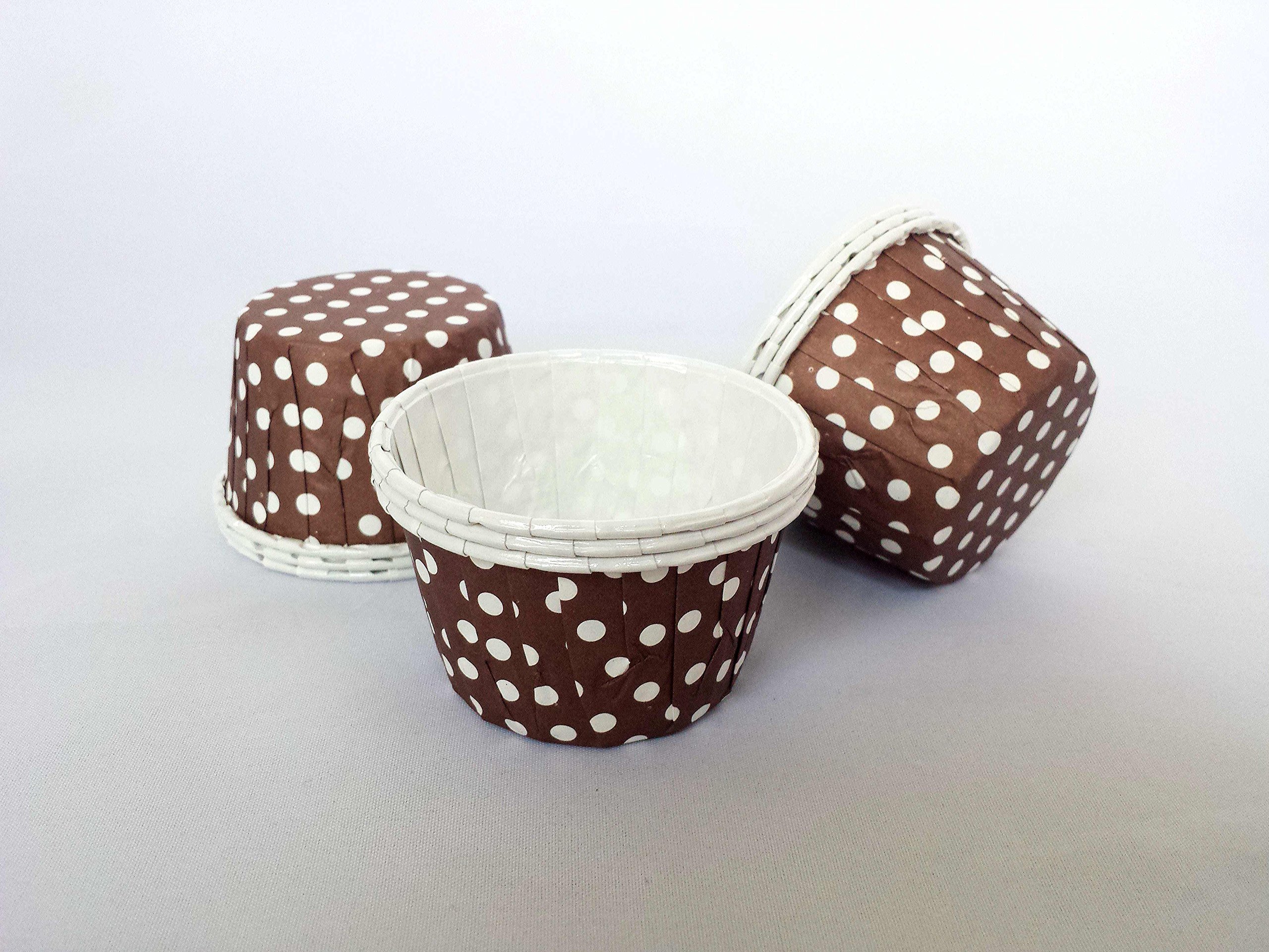 Cups & Cases 24 Pack Brown Pleated Baking Cups Standard Size Cupcake Cases โ image 1
