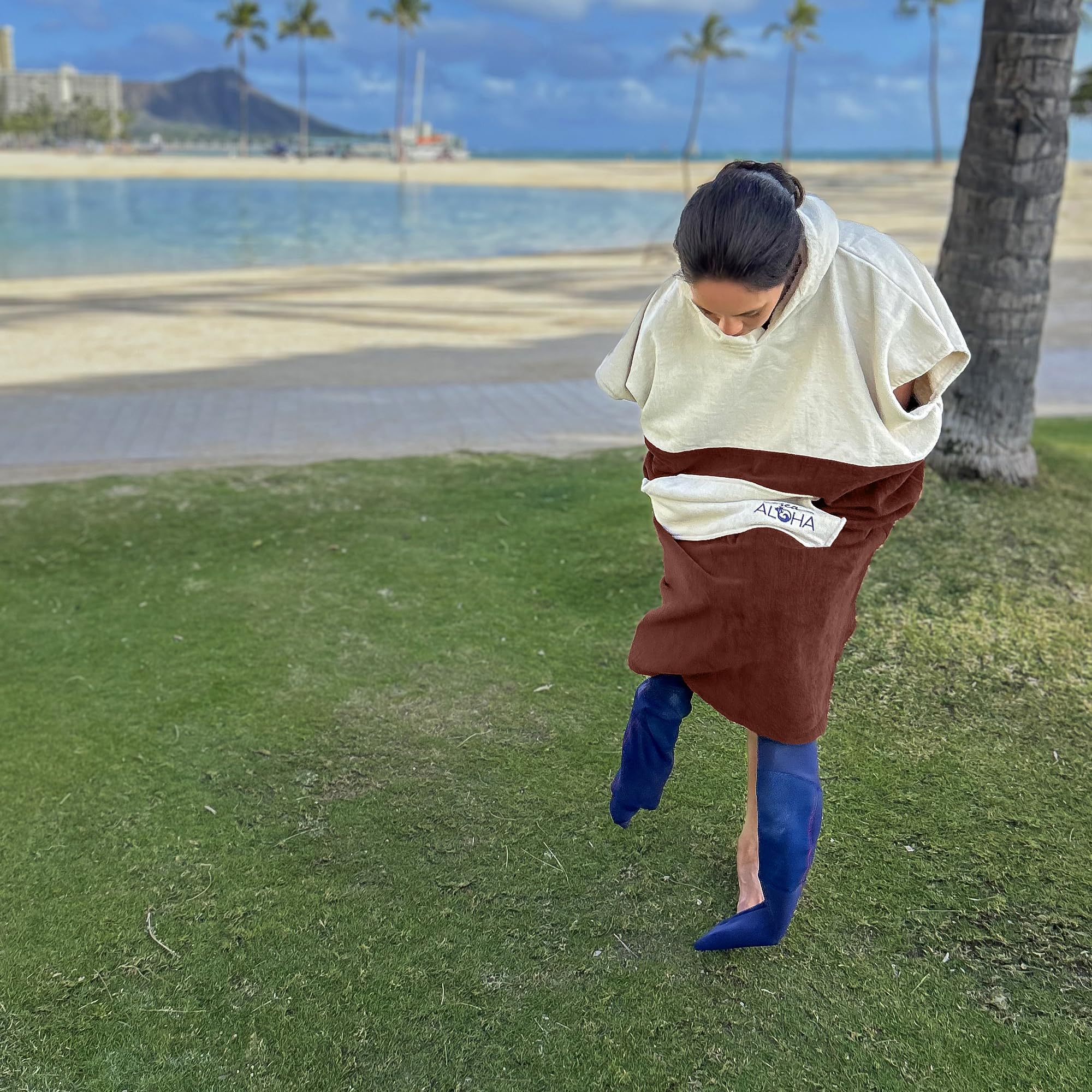 Surf Poncho Women - Hooded Towel Adult - Changing Poncho 100% Cotton Towel Poncho - Poncho Beach Towel