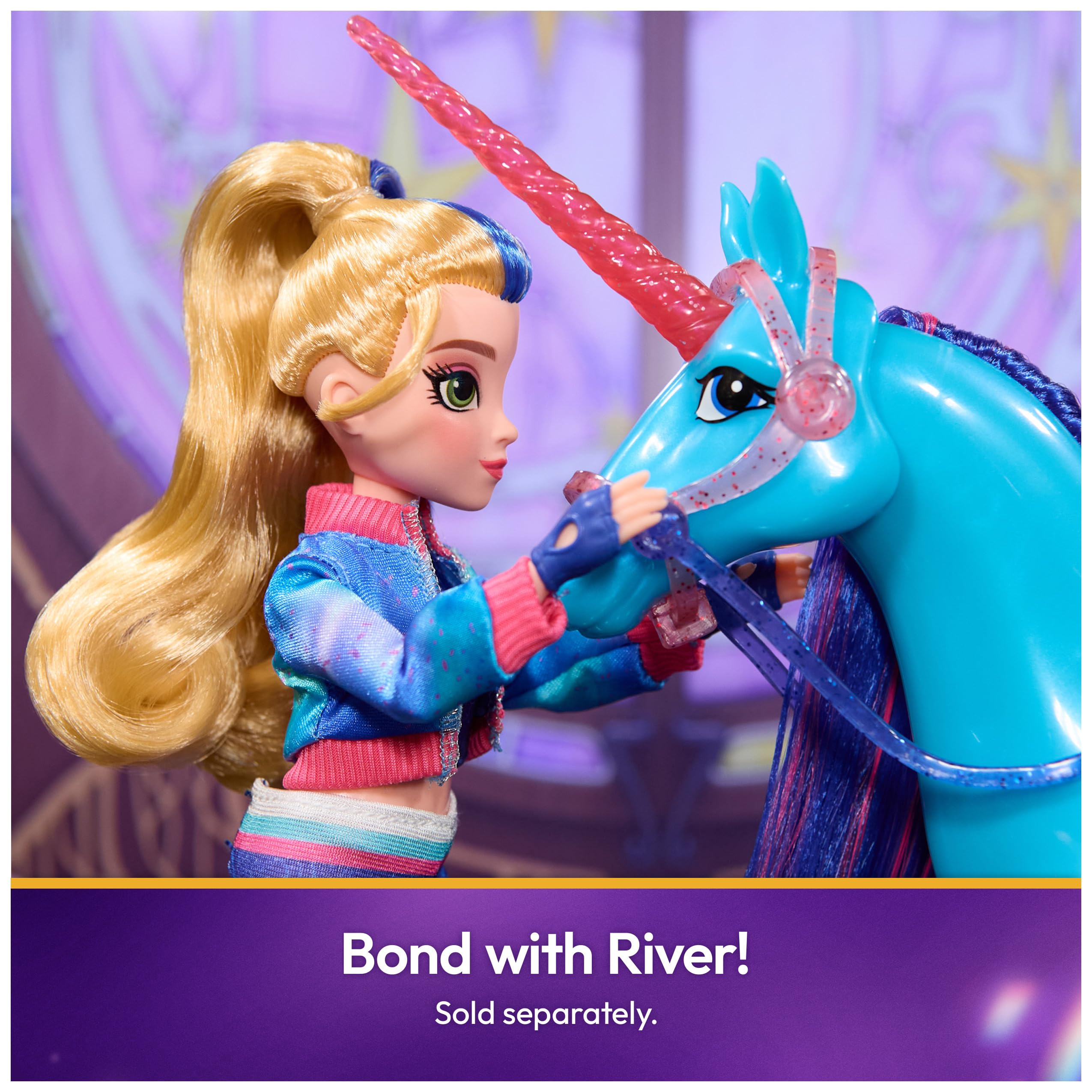 Unicorn Academy Bambola Isabel – La bambola originale della popolare serie Netflix, 24 cm, con capelli veri, vestiti e accessori rimovibili, per bambini dai 4 anni in su