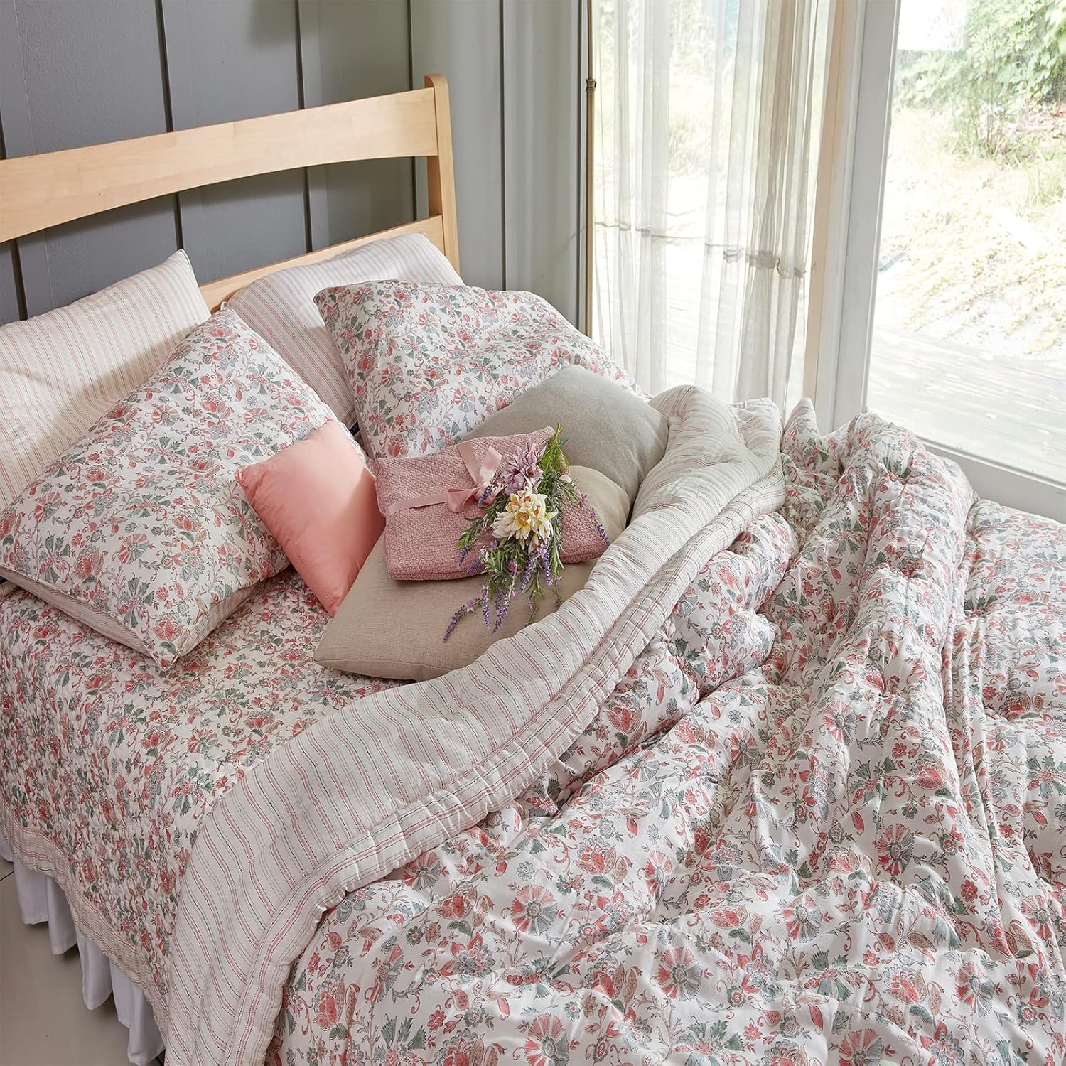 NICE FEEL Queen Comforter Set Pheonix Comforter Elegant