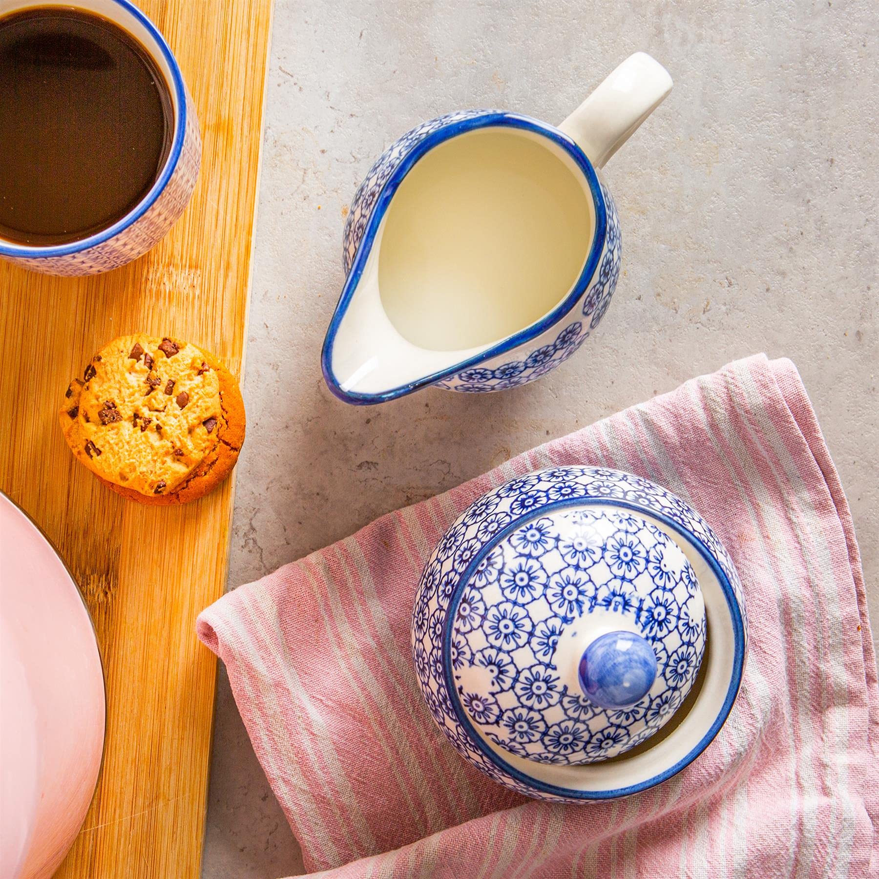 Jarrón de leche con diseño 300ml y juego de olla/tazón de azúcar - Estampado de flores azul