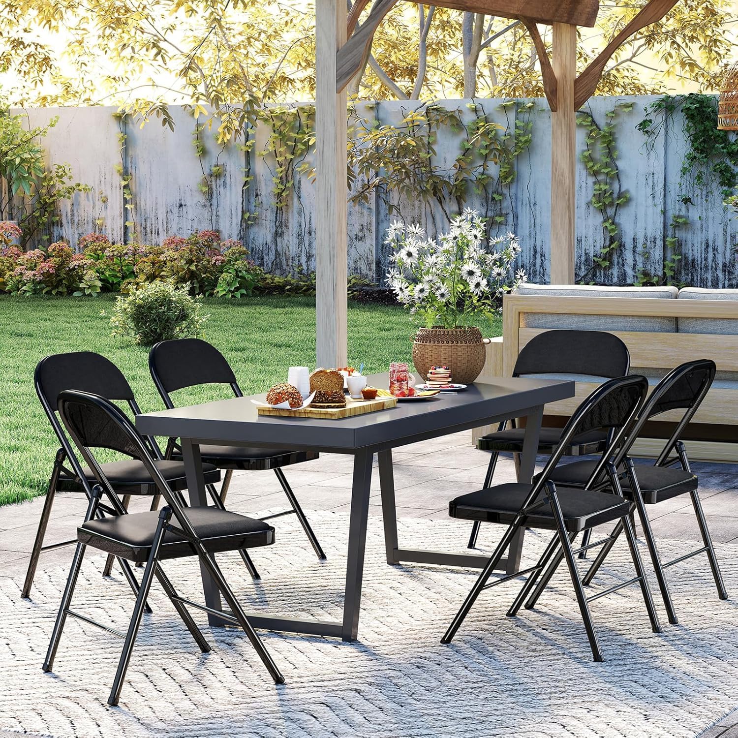 Set di 2 sedie pieghevoli, imbottite, con struttura in metallo e ecopelle, portata fino a 150 kg, ideale come sedie da cucina e sedie da giardino, colore nero