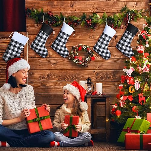 Miniatura 7 de Skylety 6 medias de Navidad a cuadros con puño de felpa, medias clásicas para colgar en la chimenea, para la familia, casa de campo, decoración de