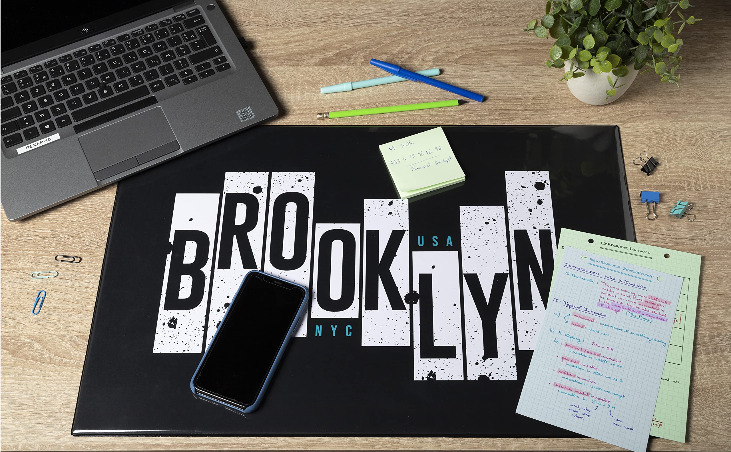 Exacompta 29793E - Rigid PVC desk pad 37.5x57.5cm Brooklyn, 57.5 x 57.5 cm - Image 4