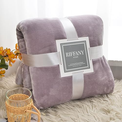 Flannel Fleece Throw Blanket Twin Size Light Purple Lavender Premium Lightweight Violet Blankets Throws for Sofa Couch Chair Bed Camping Travel