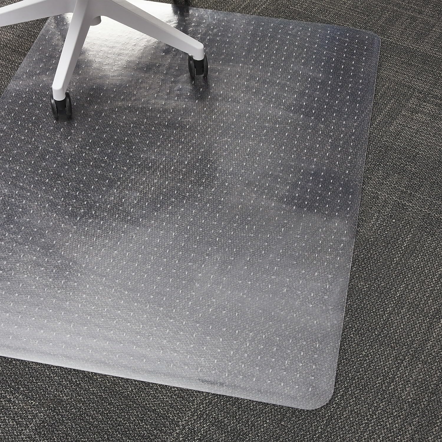 Staples Office Chair Mat, Clear Floor Mats, Low-Pile Carpets, 48 x 36 Inch, Smooth Glide
