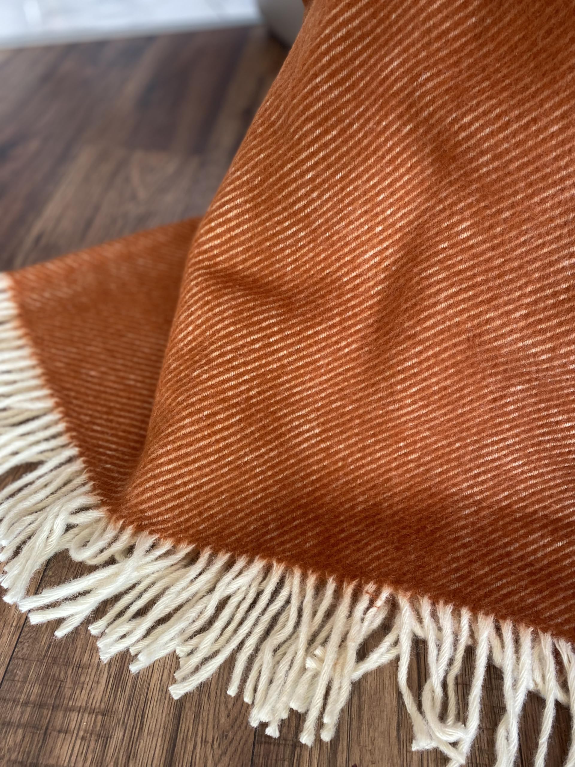 Koc wełniany Merino Wool, narzuta na łóżko, sofę 100% wełna rozmiar 160 x 200 cm
