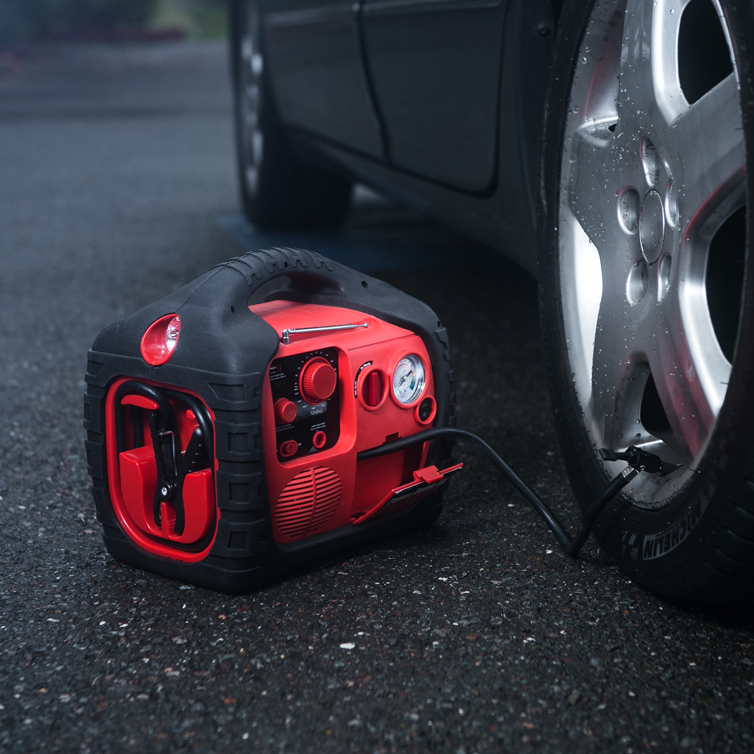 Wagan Power Dome EX 400Watt Jump Starter with BuiltIn Air Compressor