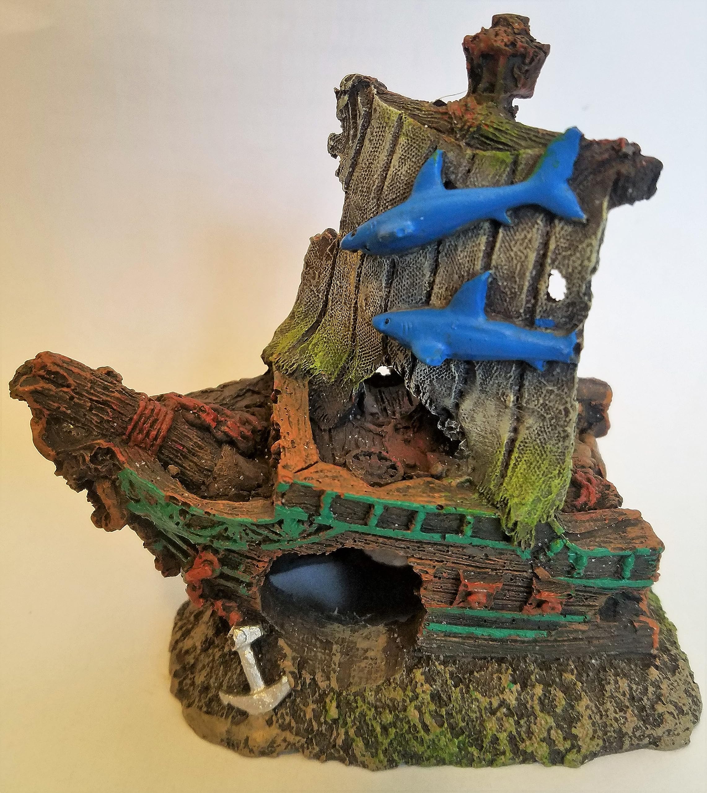 Sunken Galleon Aquarium Ornament, Fish Tank Decoration That Provides Coverage for Shy Fish to Hide | Shipwreck Decorations, for Freshwater Saltwater Aquariums Sunken Ship