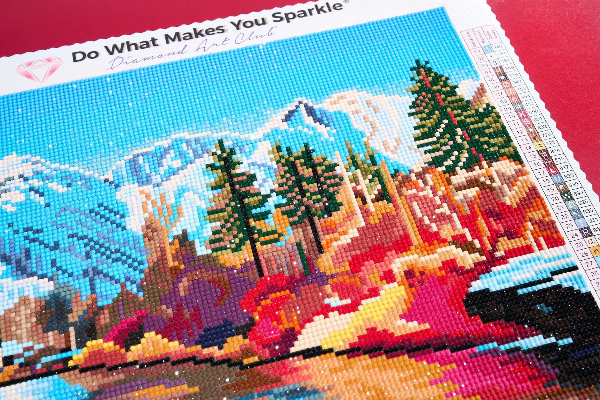 Amazon.com: DIAMOND ART CLUB Autumn in Leavenworth Diamond