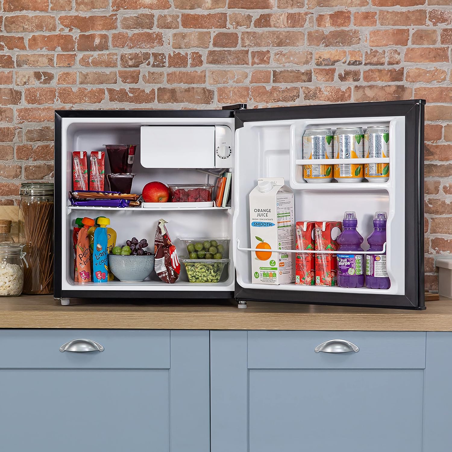 Russell Hobbs RHTTLF1B-EU Frigorifero da Tavolo Autoportante, 43 Litri, Nero [Classe di efficienza energetica F]