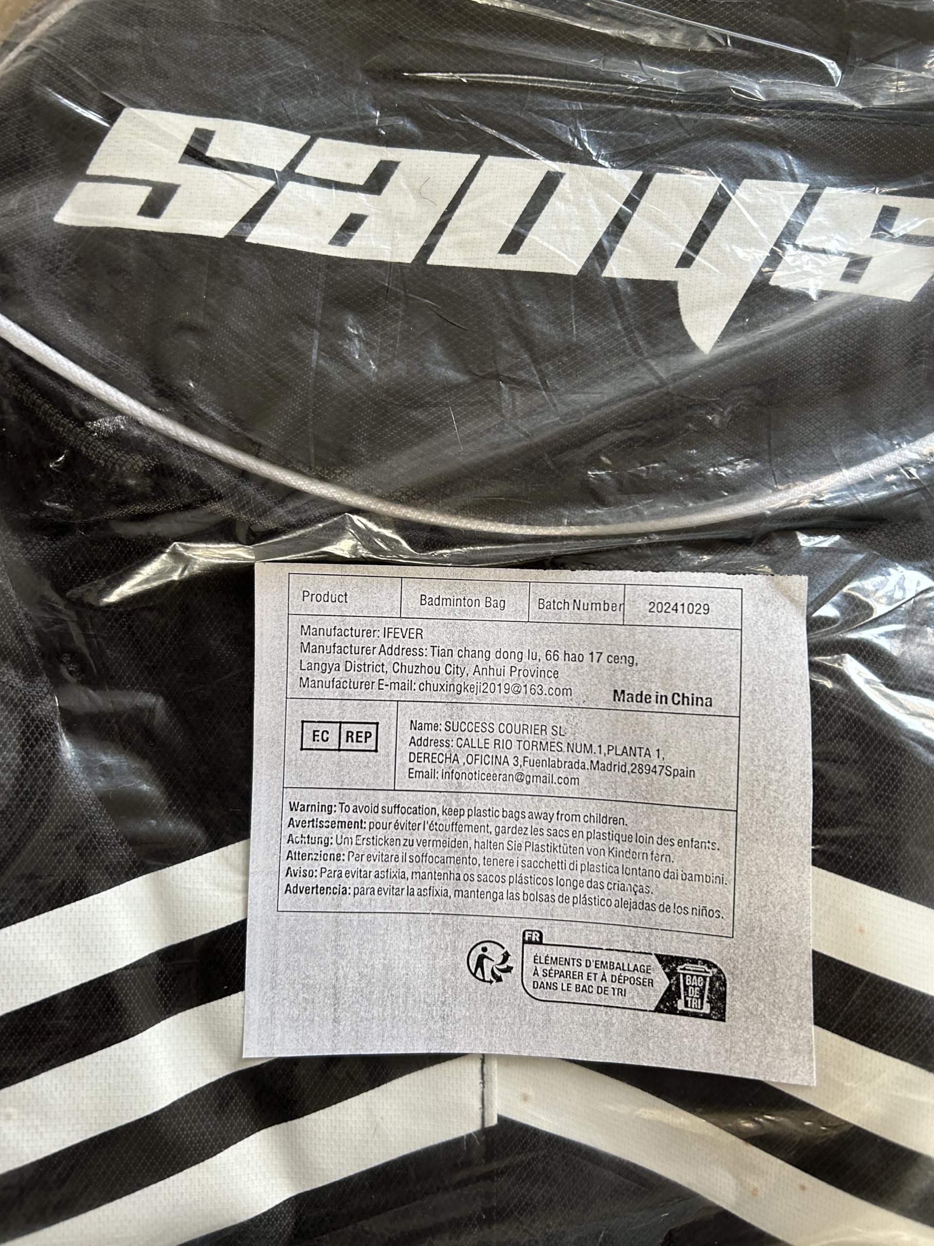 IFEVER Sac à dos pour raquette de badminton en polyester avec compartiment à chaussures, grand sac à bandoulière pour raquette de badminton - Peut contenir 3 raquettes (noir)