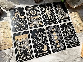 Amazon.com: Shores Of Moon Luna Somnia Tarot Deck with