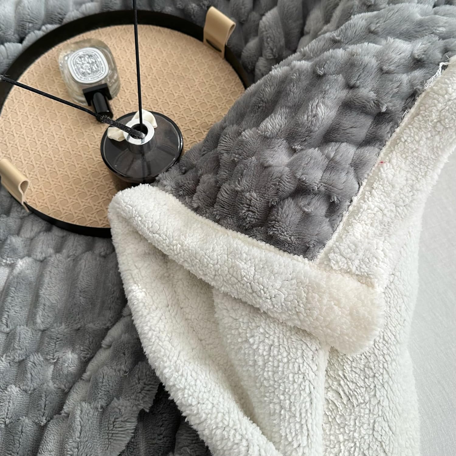 UKELER Off White Sherpa Throw Blankets 60 × 80 inch, 470 GSM Striped Sherpa Fleece Blanket for All Season, Warm and Cozy Blanket for Couch Sofa Bed Office Camping - Image 6