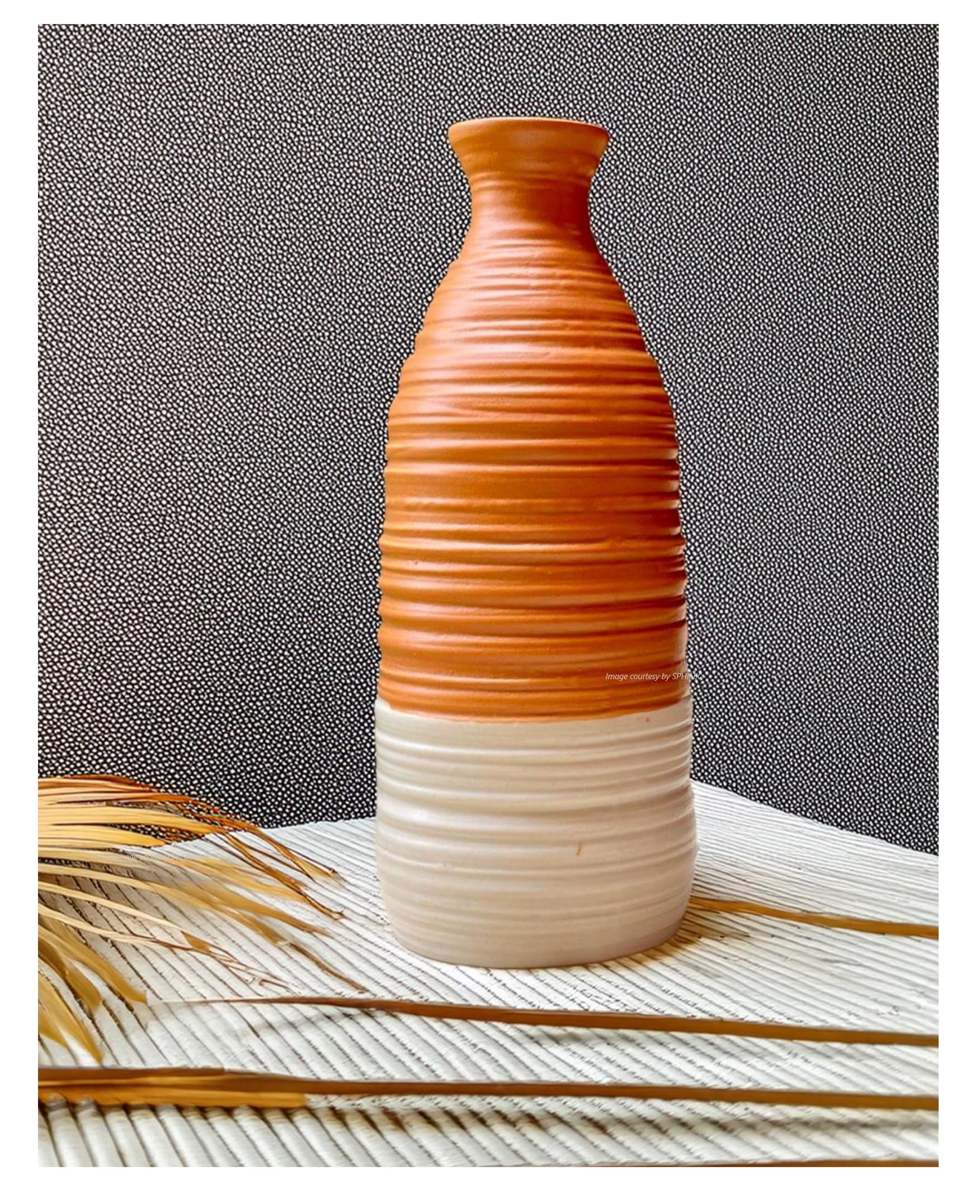 SPHINX Handmade Ceramic Flower Vase – Vintage Dual-Tone Farmhouse Vase – Rustic Ribbed Texture Boho Decor Pampas Grass Vase, Artisanal Home Decor (Carafe-Shaped-8.5 Inch)