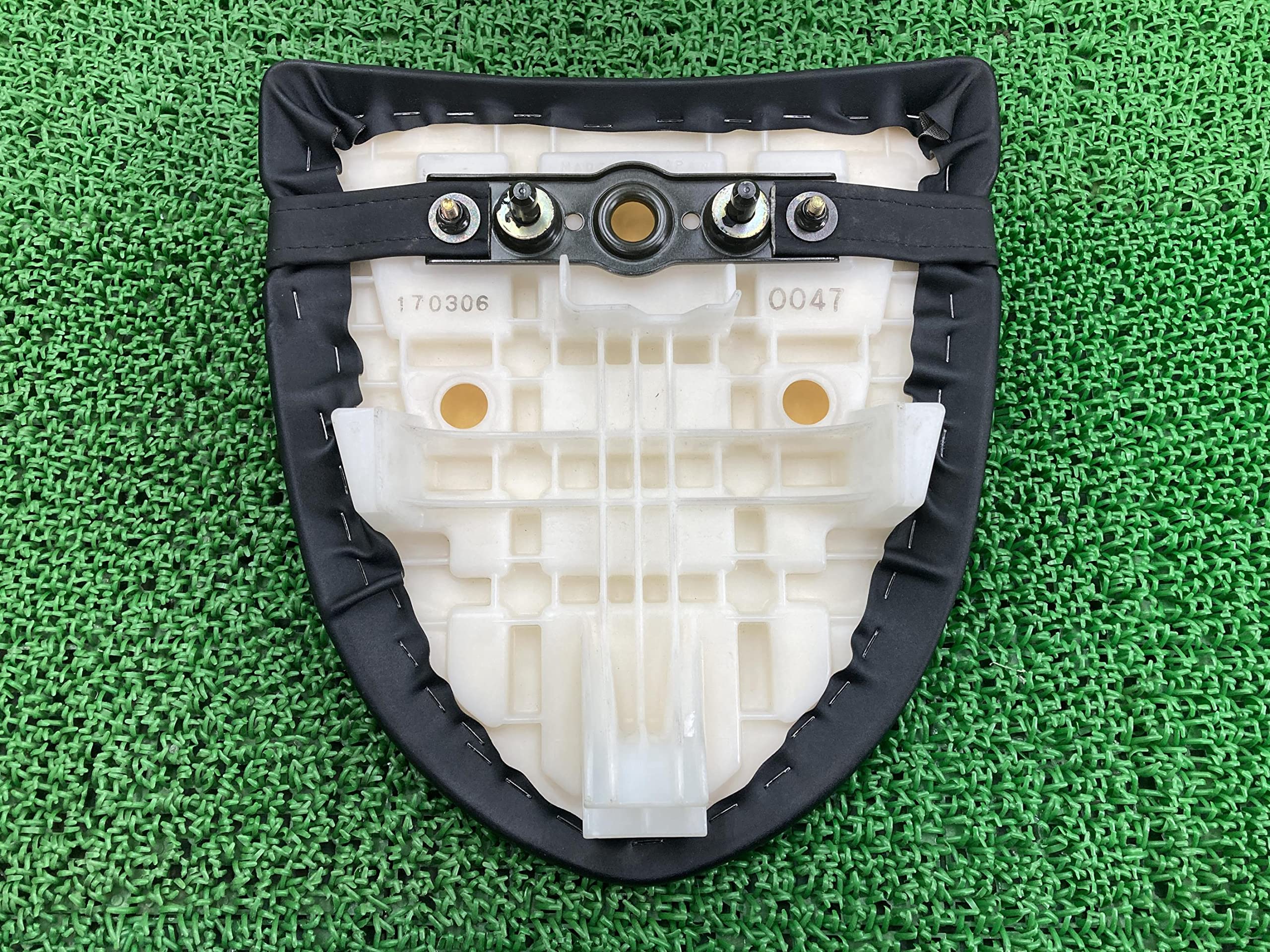 ててててて ZX-10R タンデムシート 53066-0047 カワサキ 純正 バイク 部品 ZXT00C