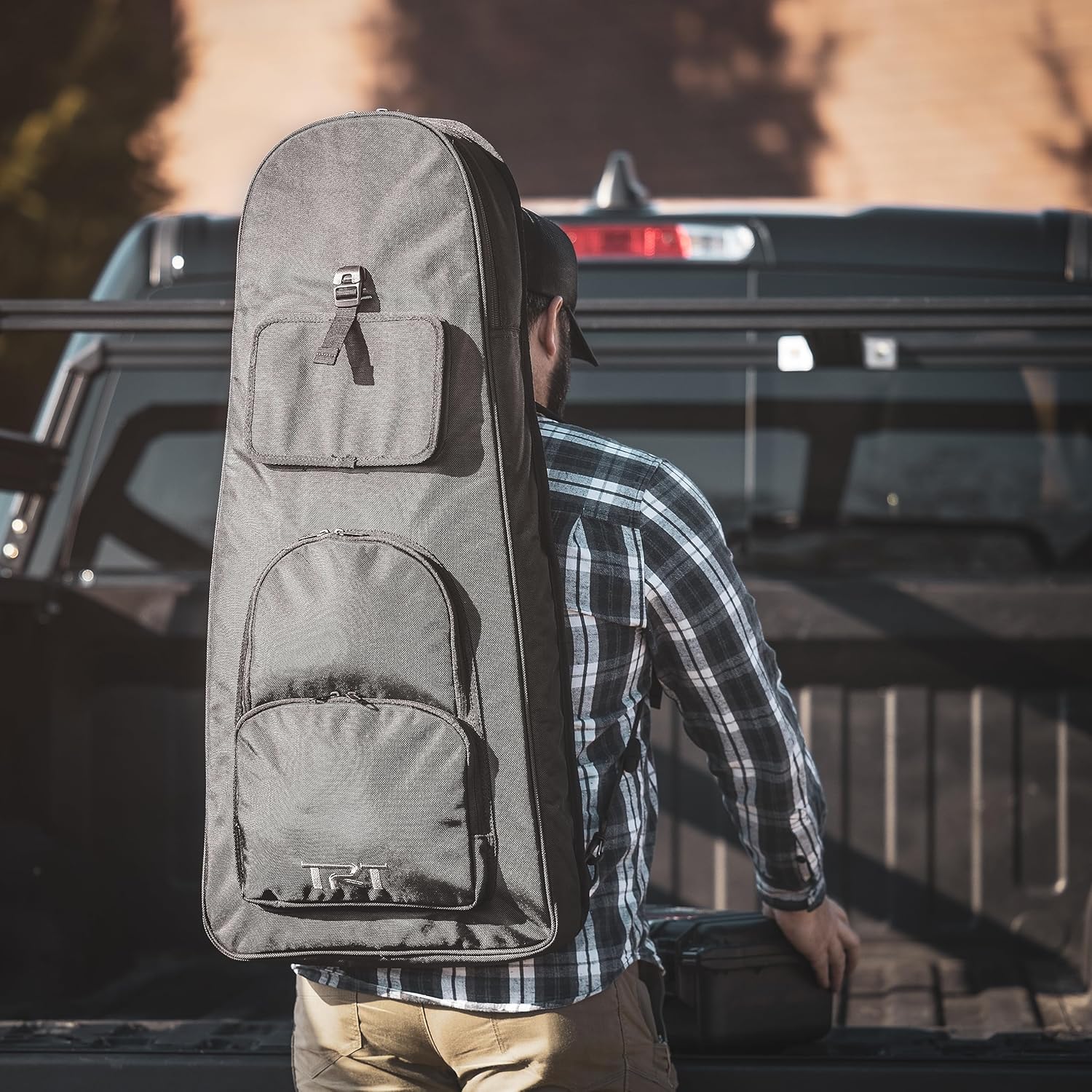 TRT Tactical Rifle Soft Case – Car Seat Mountable Gun Bag with Padded Protection, Molle Webbing & Accessory Pockets – Secure Rifle Transport for Hunting & Range