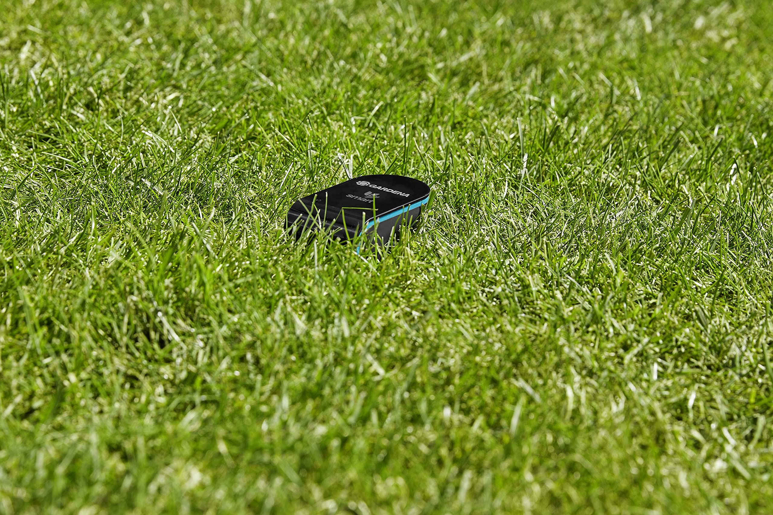 Gardena Set smart Irrigation Control Sensor: computer per irrigazione per max. 6 valvole (24 V), incl. smart Sensor/smart Gateway, controllabile tramite smart App (19210-20)