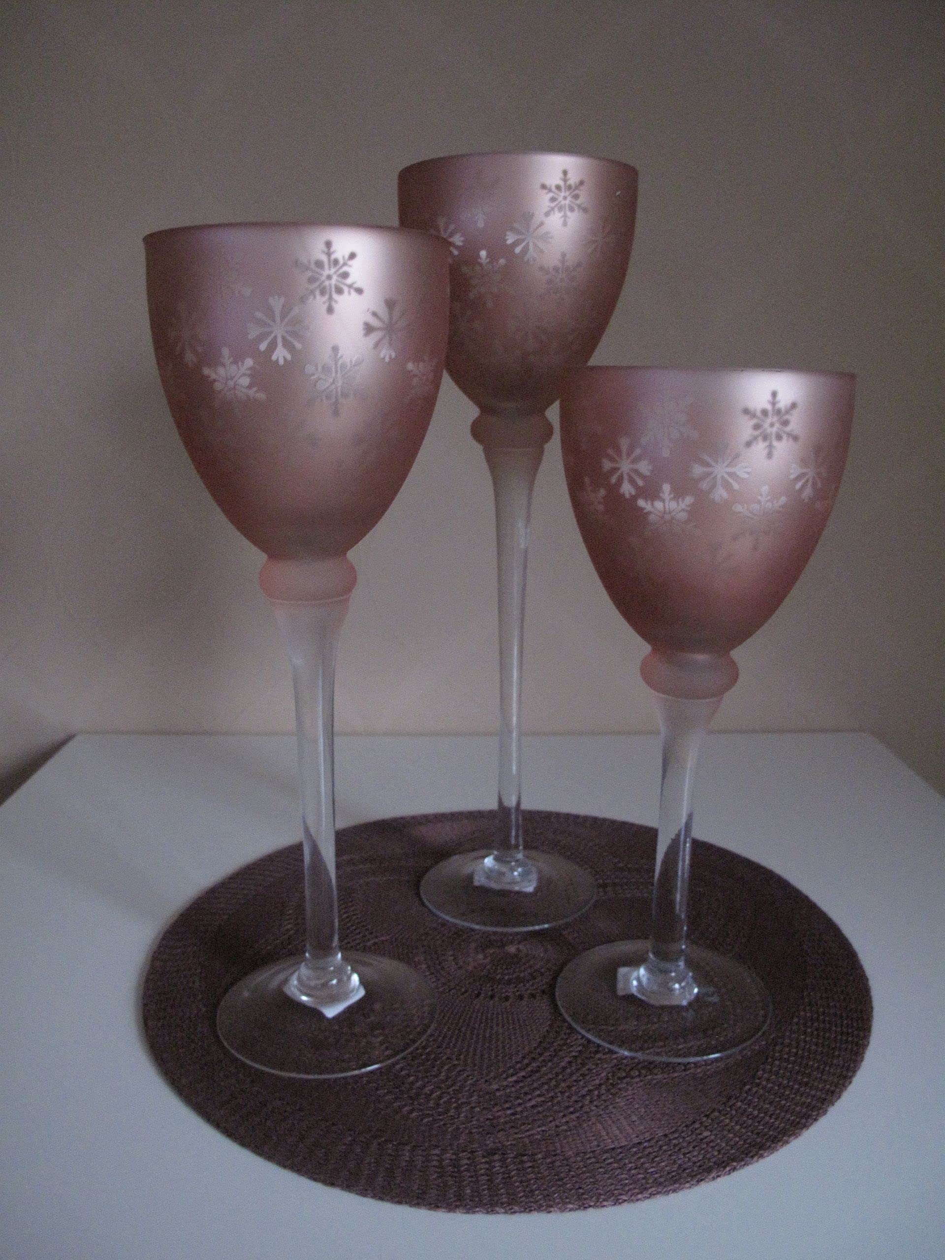 3tlg. Glaskelch Glaskelche Windlicht Set H30,35 + 40 cm mit Schneeflocken und Eiskristallen Kerzenhalter Kerzenleuchter Kerzenständer (Alt Rosa)