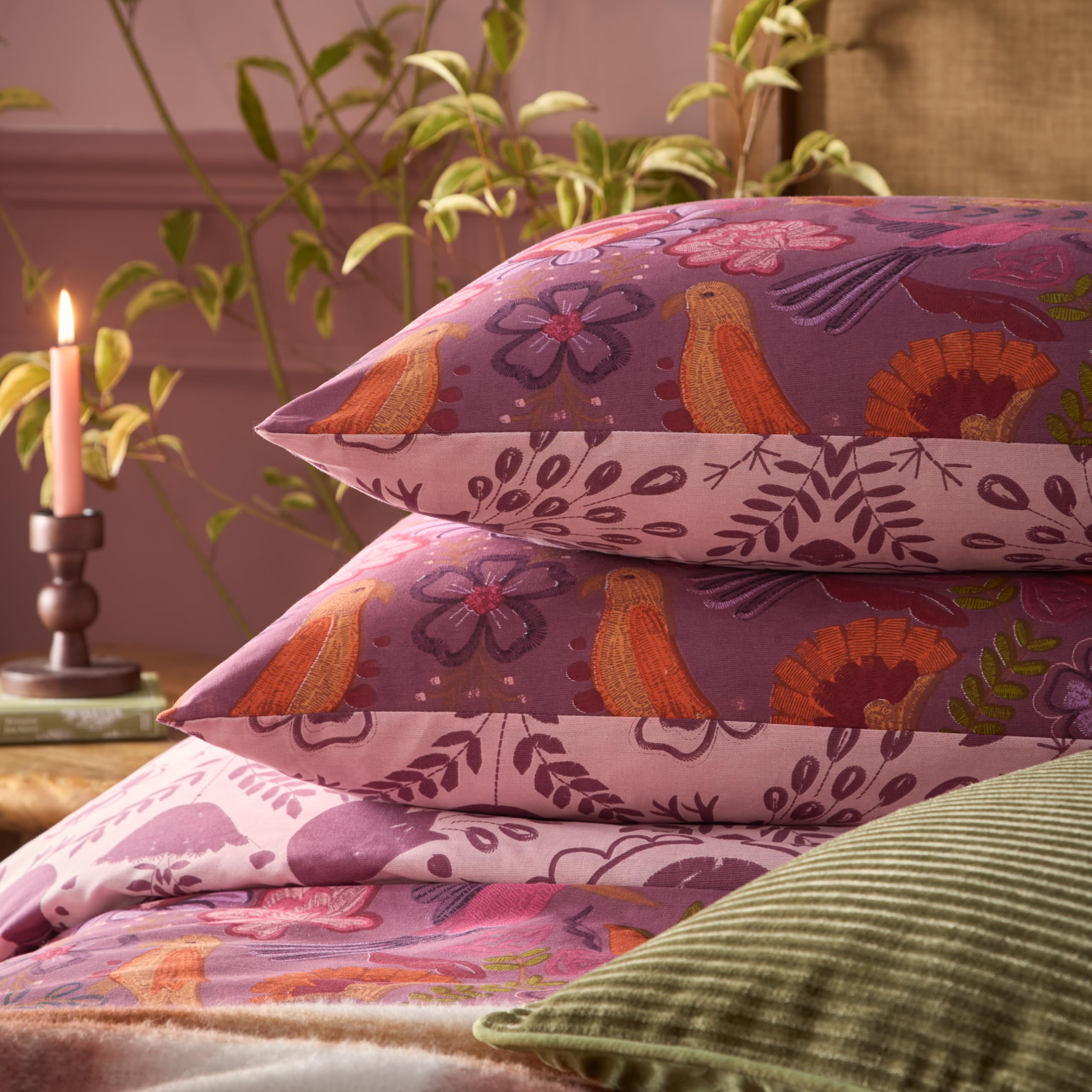 furn. Broderie Floral Reversible Duvet Cover Set - Embroidery Inspired Illusionary Bedding (Damson - King UK Standard) - Image 3